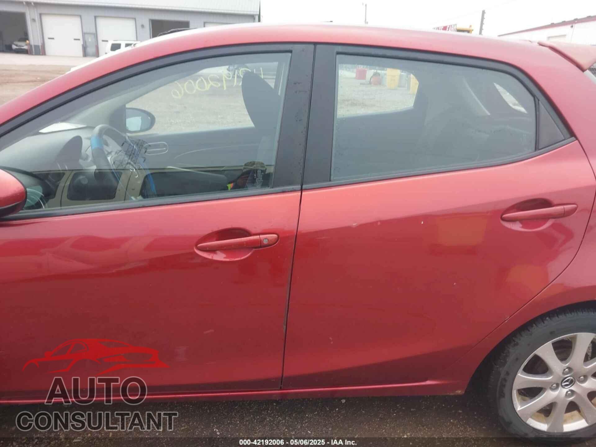 MAZDA MAZDA2 2014 - JM1DE1LY2E0177294