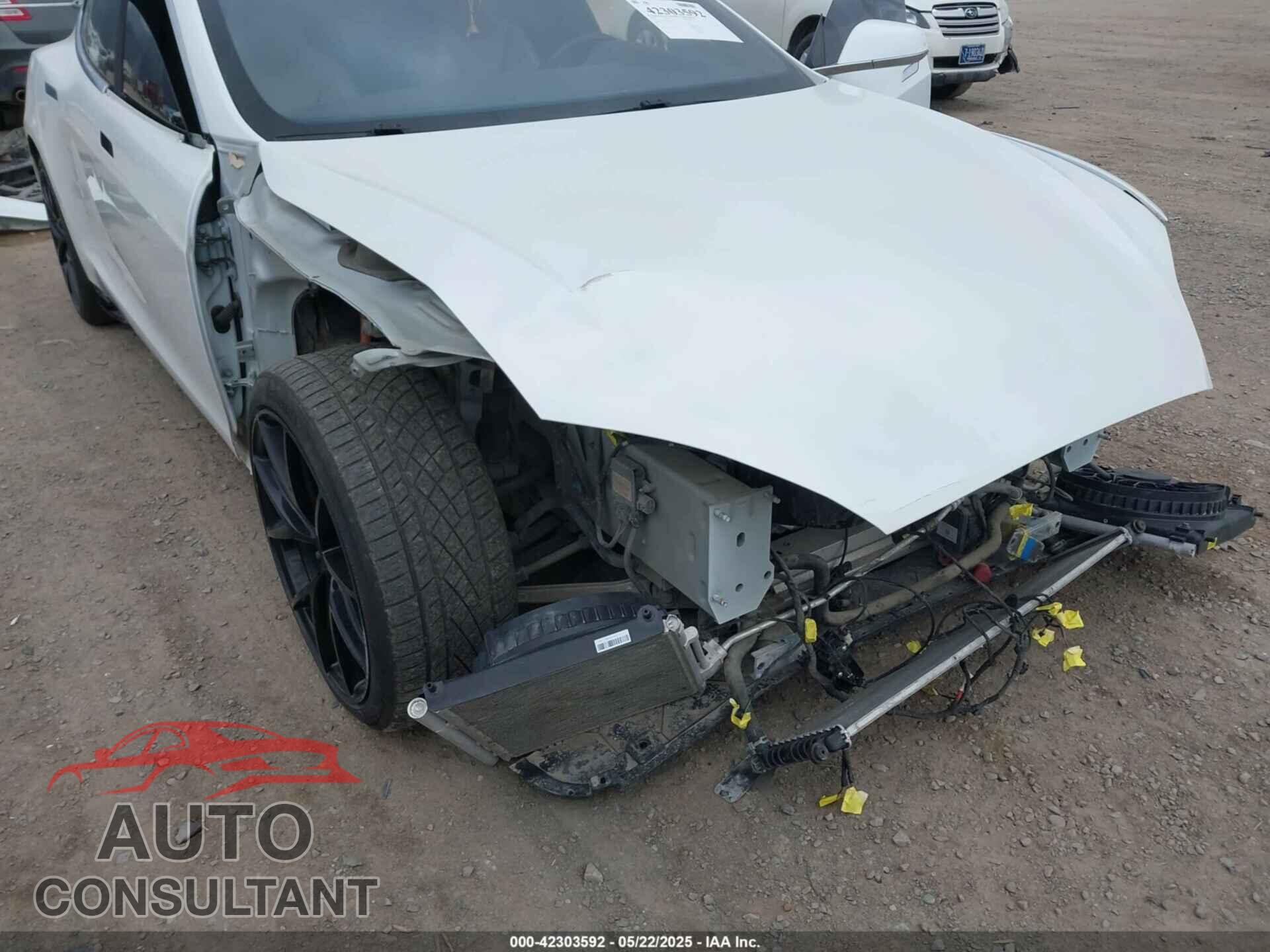 TESLA MODEL S 2015 - 5YJSA1E29FF103580
