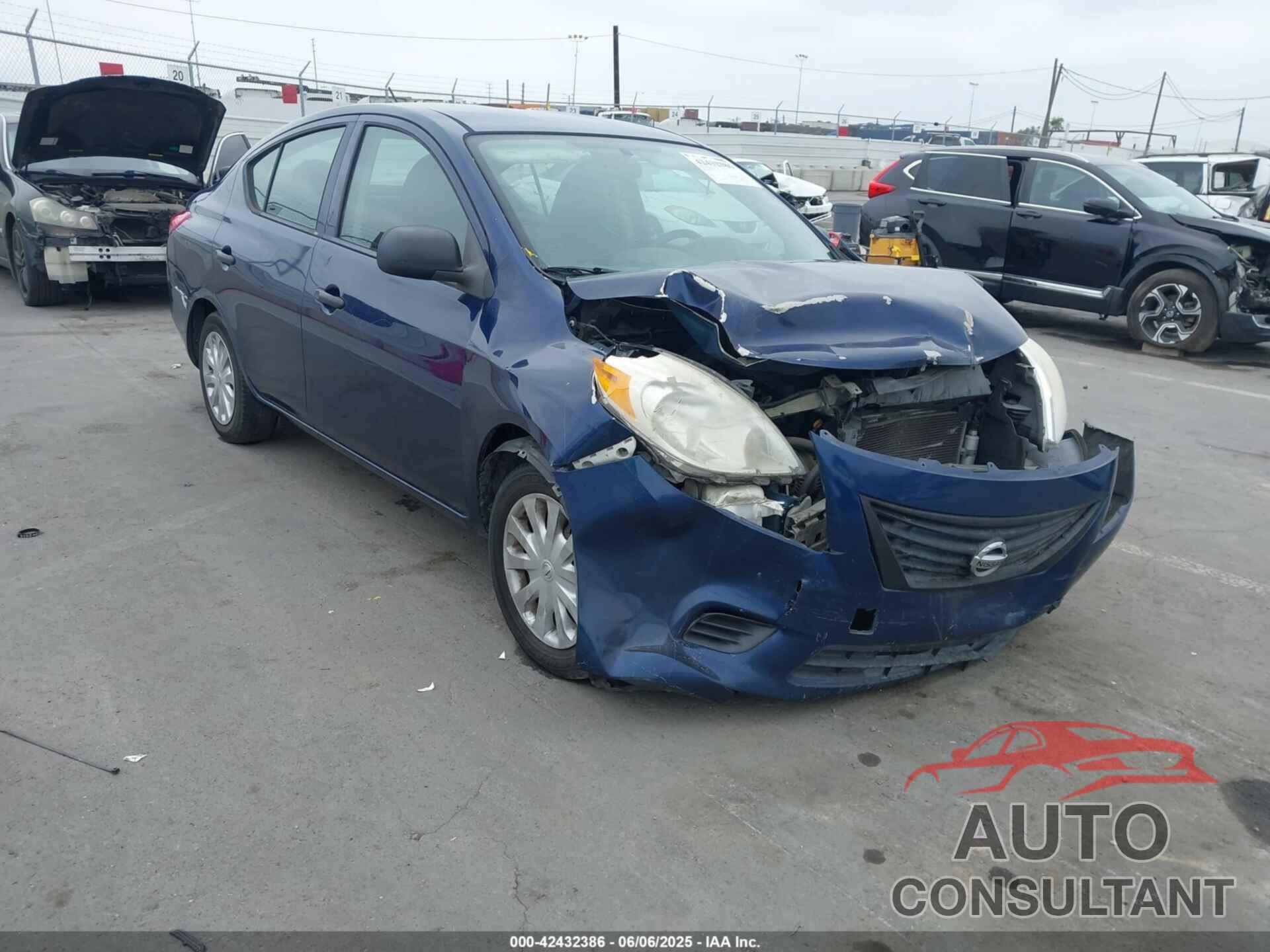 NISSAN VERSA 2014 - 3N1CN7AP7EL810189