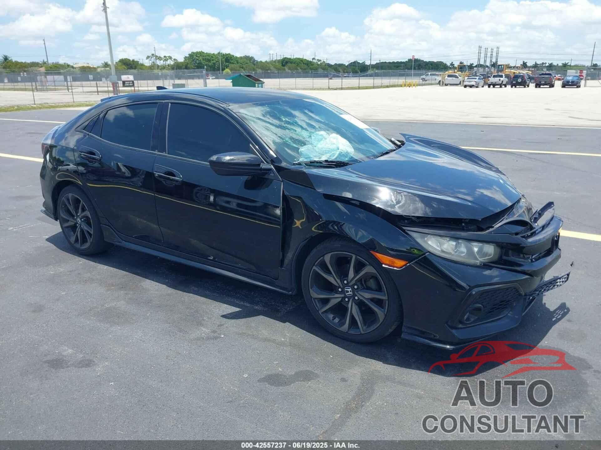 HONDA CIVIC 2017 - SHHFK7H49HU204702