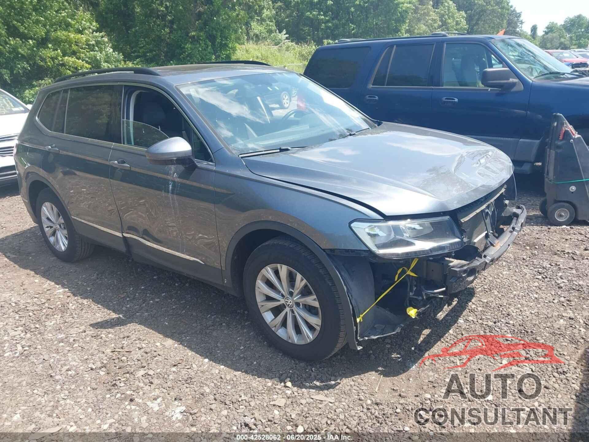 VOLKSWAGEN TIGUAN 2018 - 3VV2B7AX8JM068960