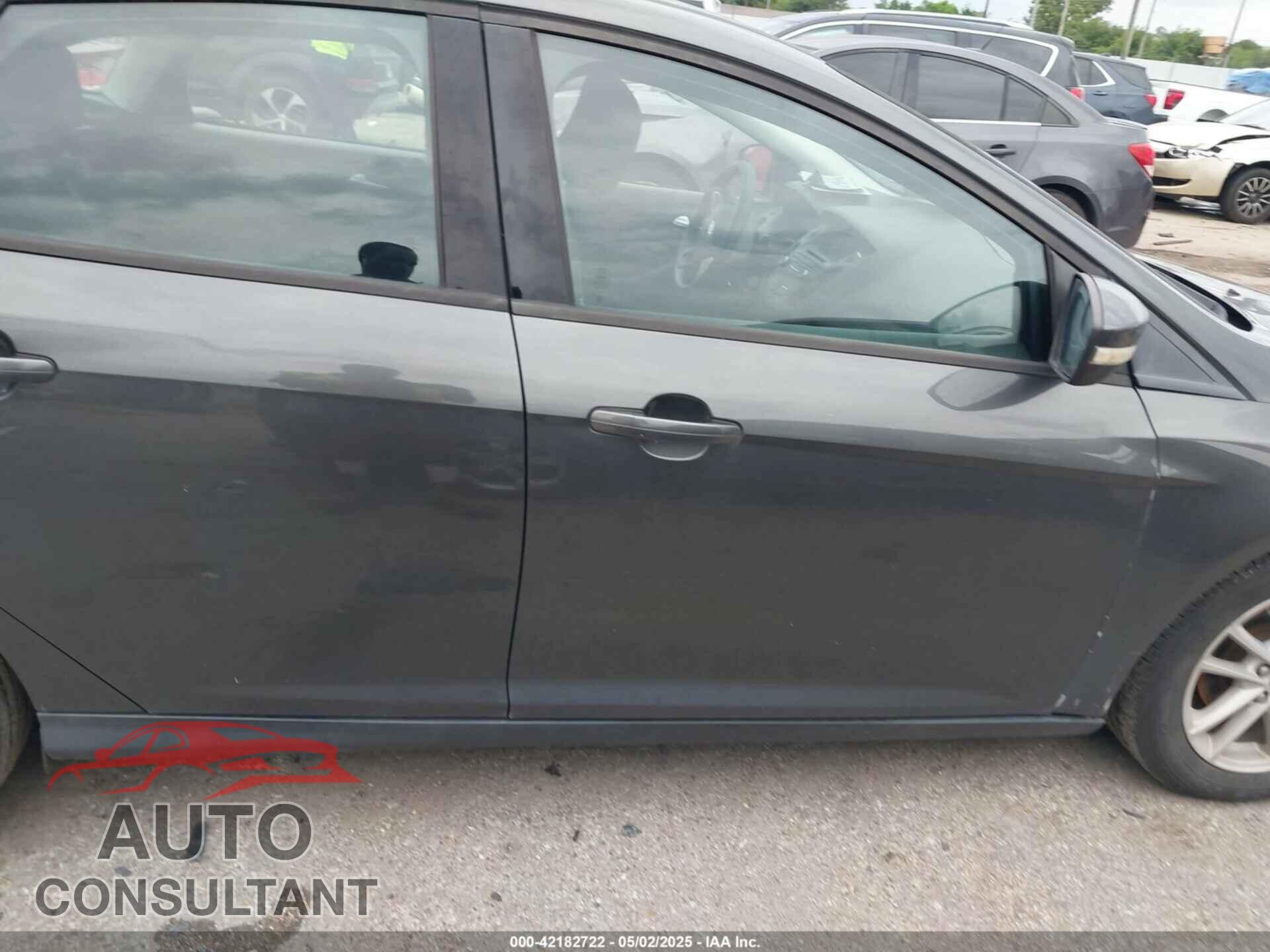 FORD FOCUS 2017 - 1FADP3F23HL325751
