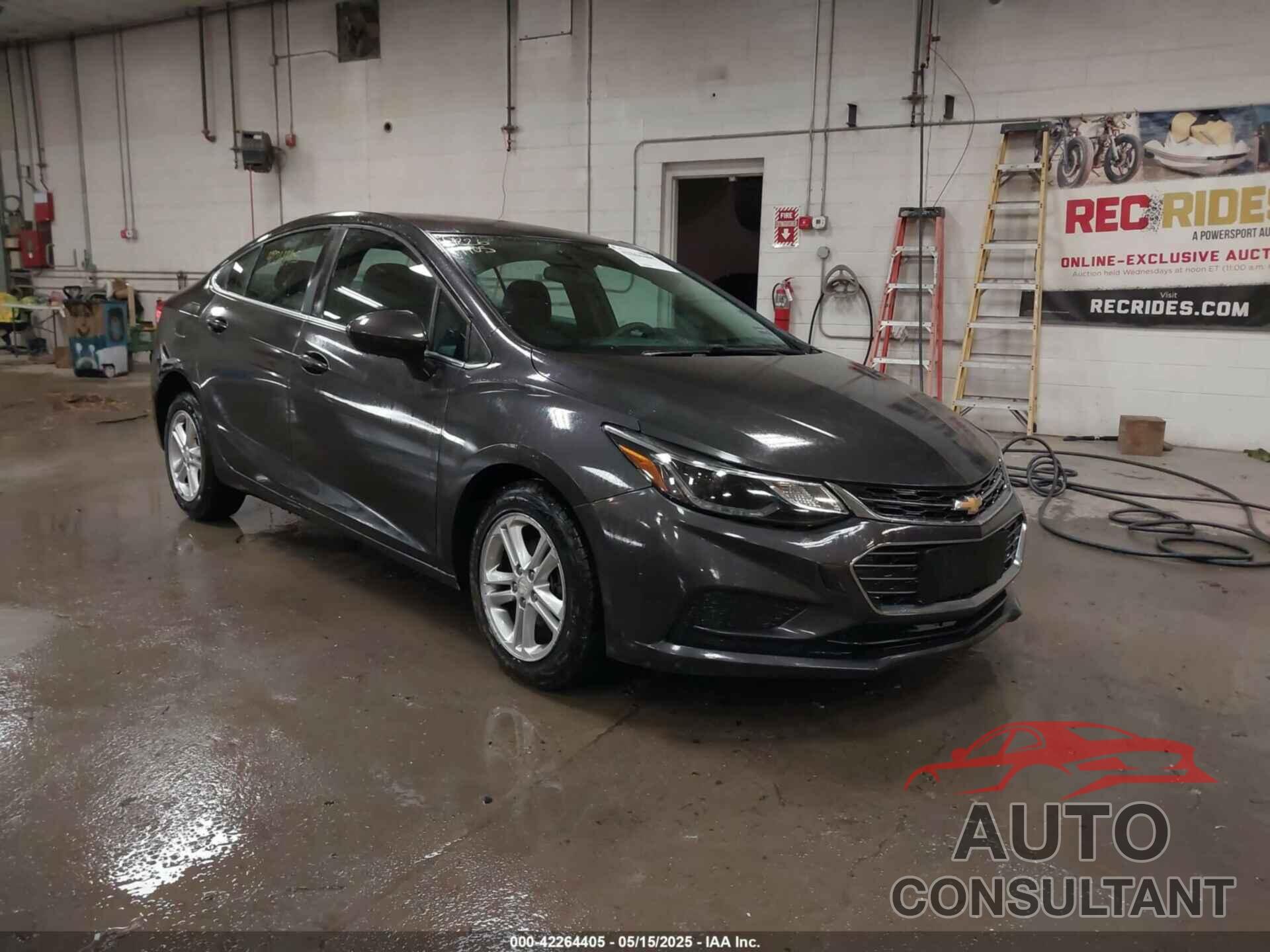 CHEVROLET CRUZE 2017 - 1G1BE5SM4H7153046