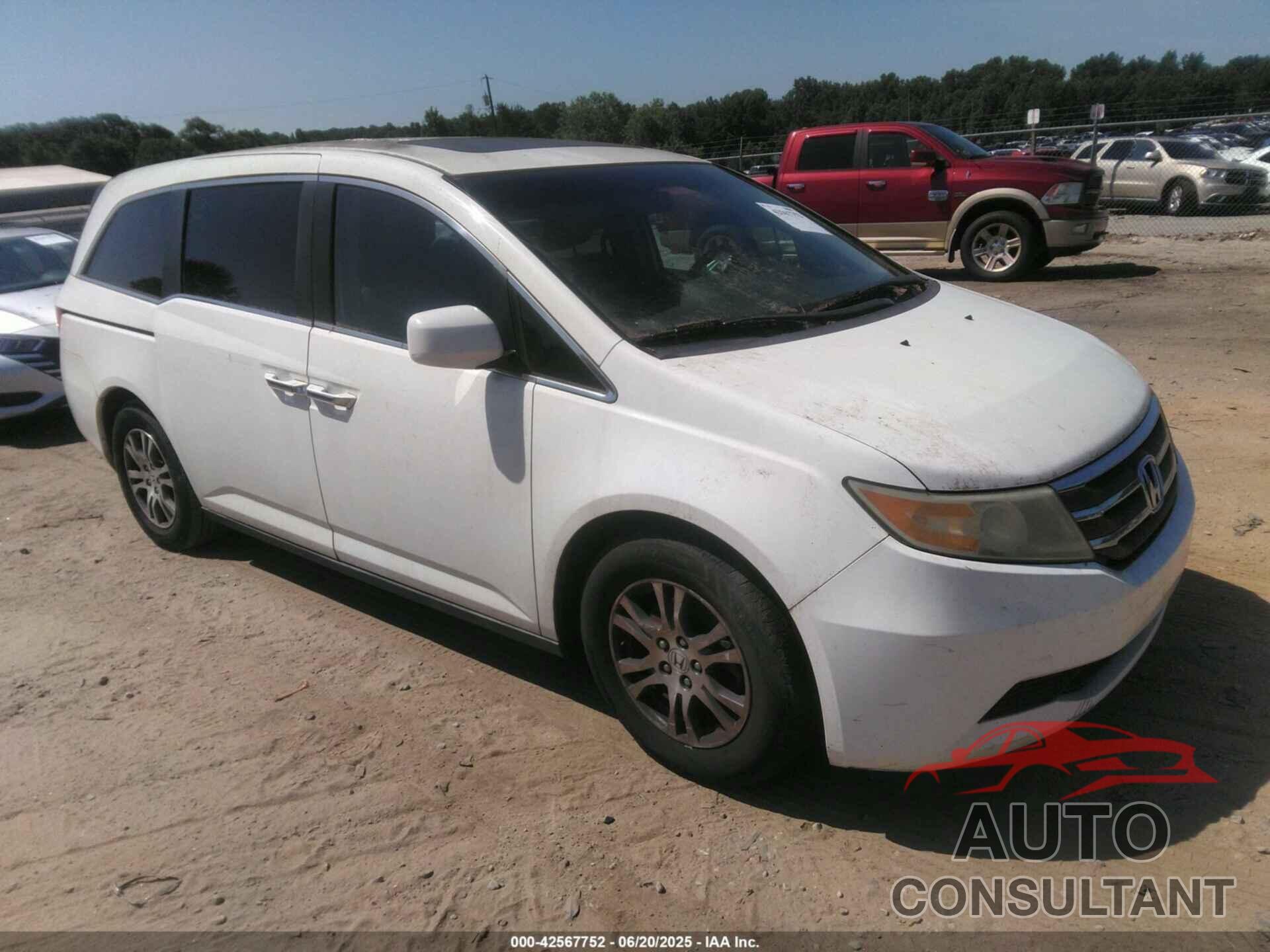HONDA ODYSSEY 2011 - 5FNRL5H60BB060093