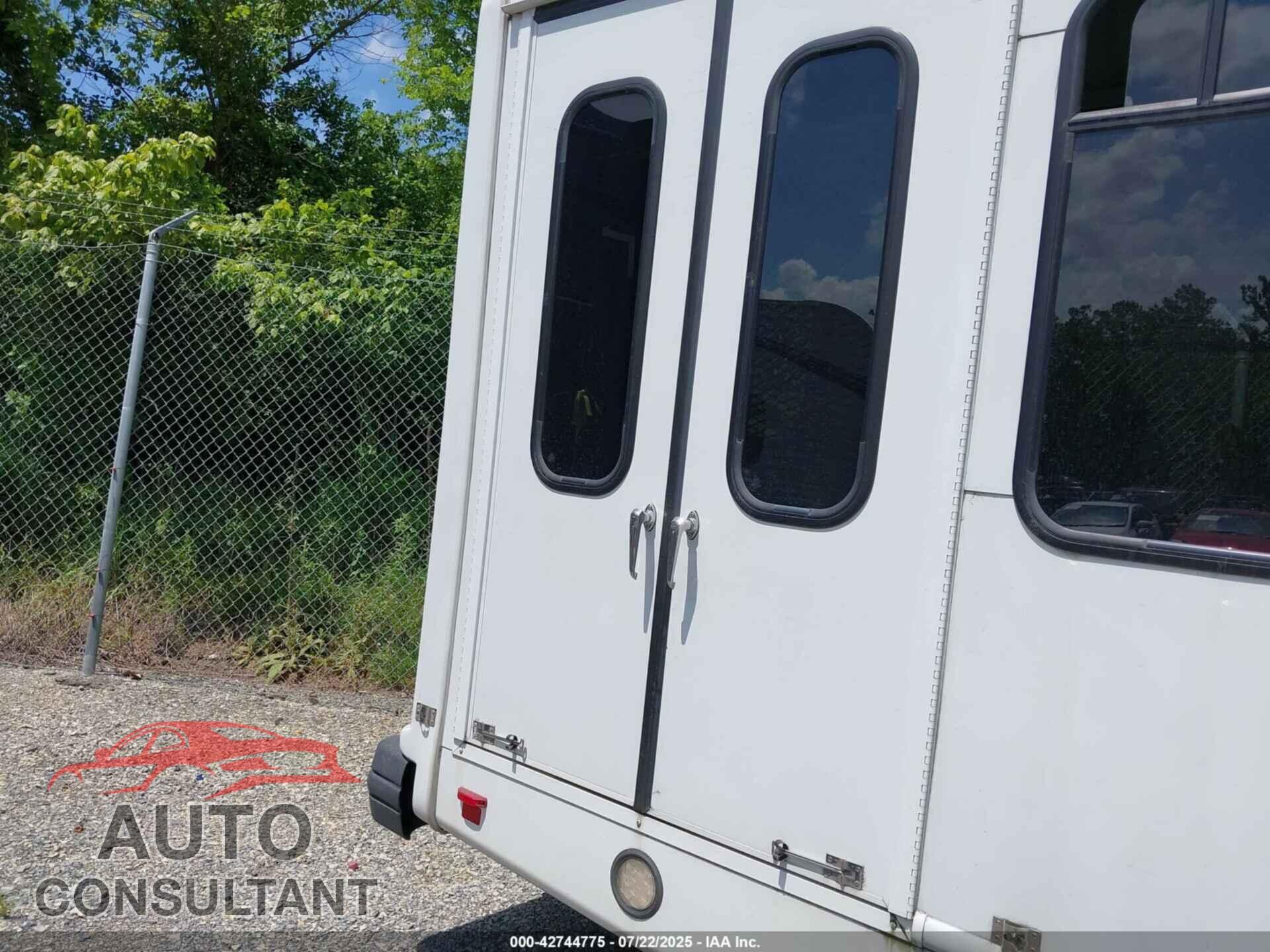 FORD E-450 CUTAWAY 2019 - 1FDFE4FS5KDC18390
