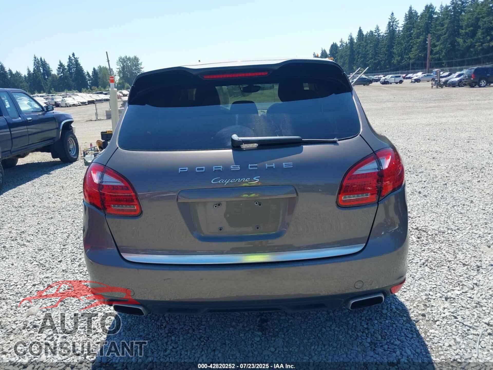 PORSCHE CAYENNE 2012 - WP1AB2A28CLA51211