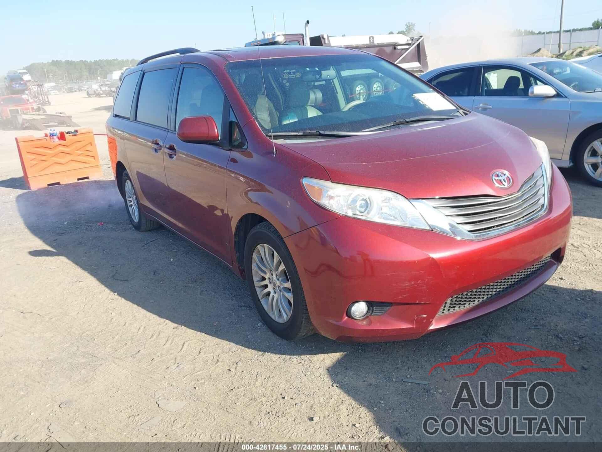 TOYOTA SIENNA 2014 - 5TDYK3DC0ES472884