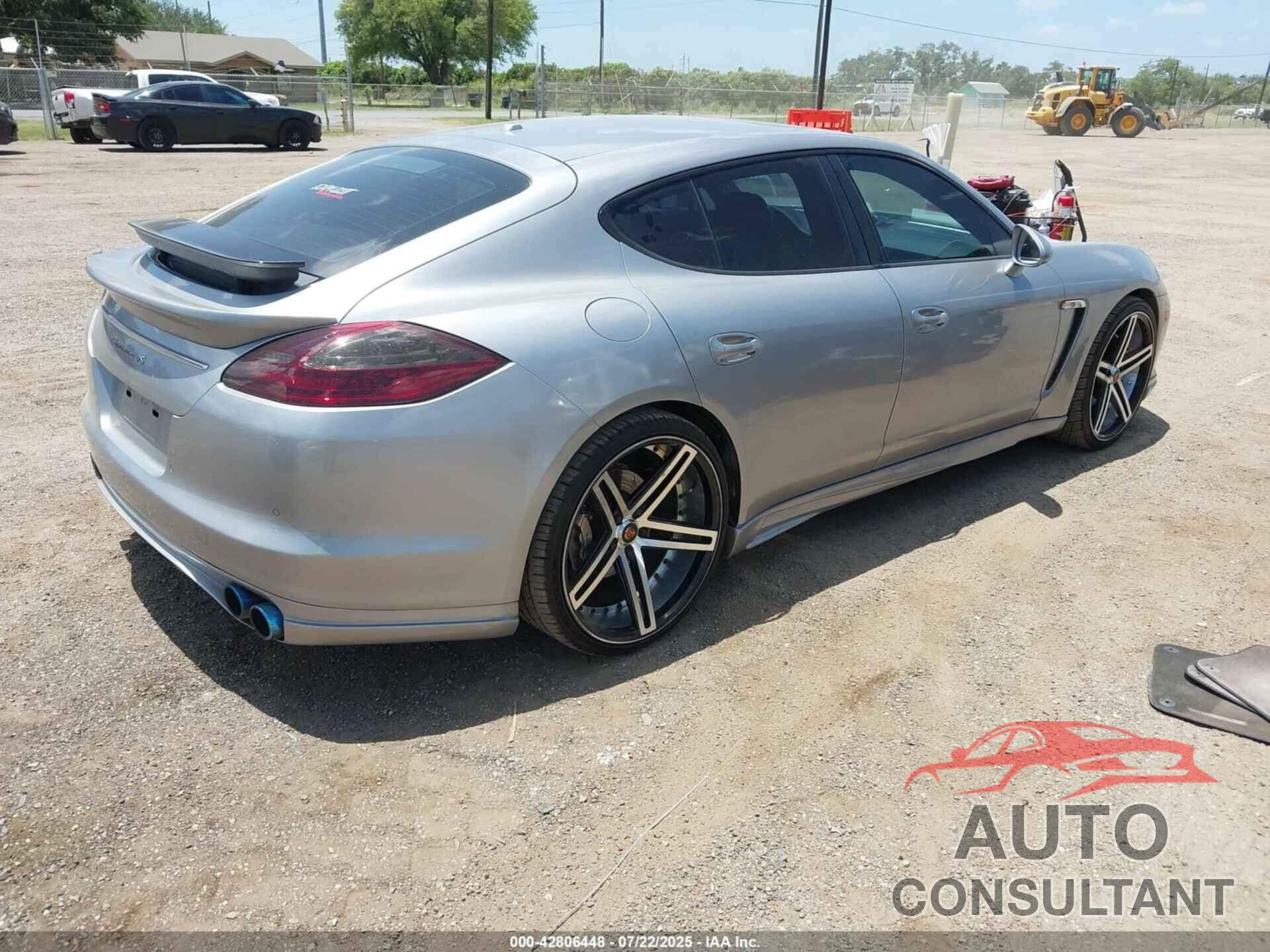 PORSCHE PANAMERA 2010 - WP0AB2A70AL062004