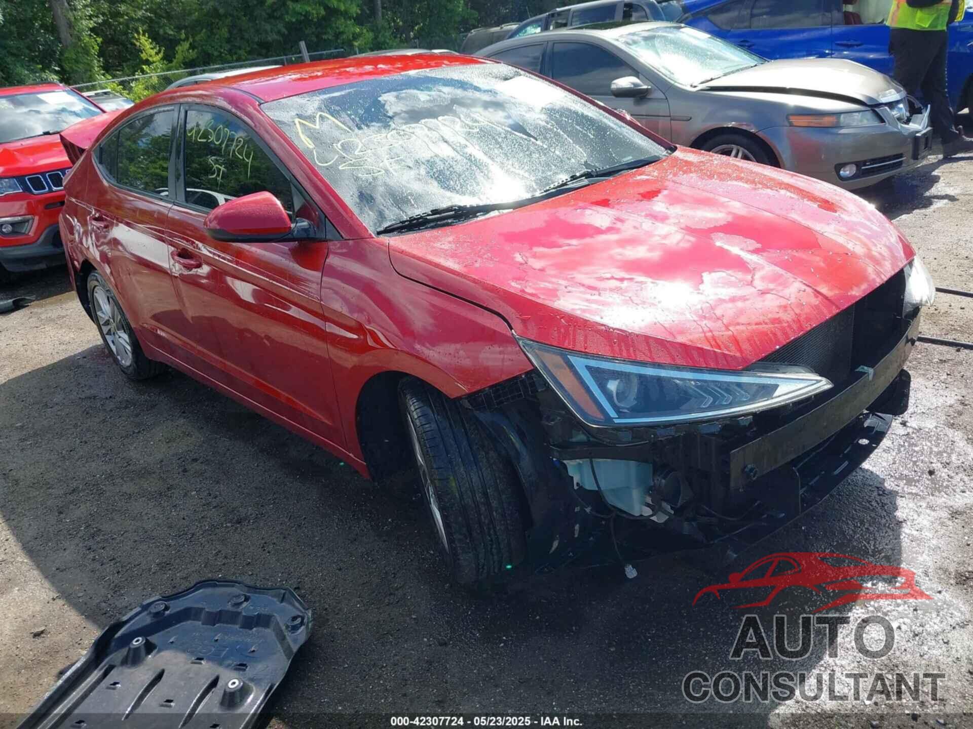 HYUNDAI ELANTRA 2019 - KMHD84LF6KU747420