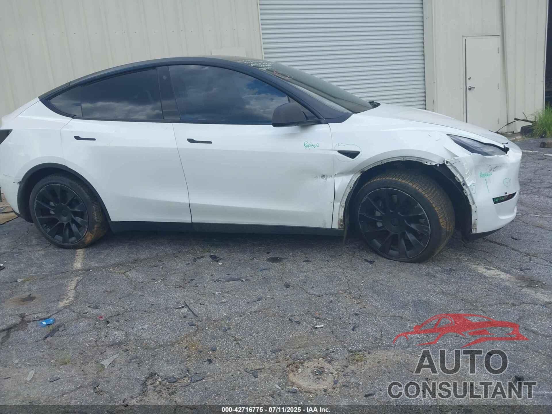 TESLA MODEL Y 2022 - 7SAYGDEE6NF364669