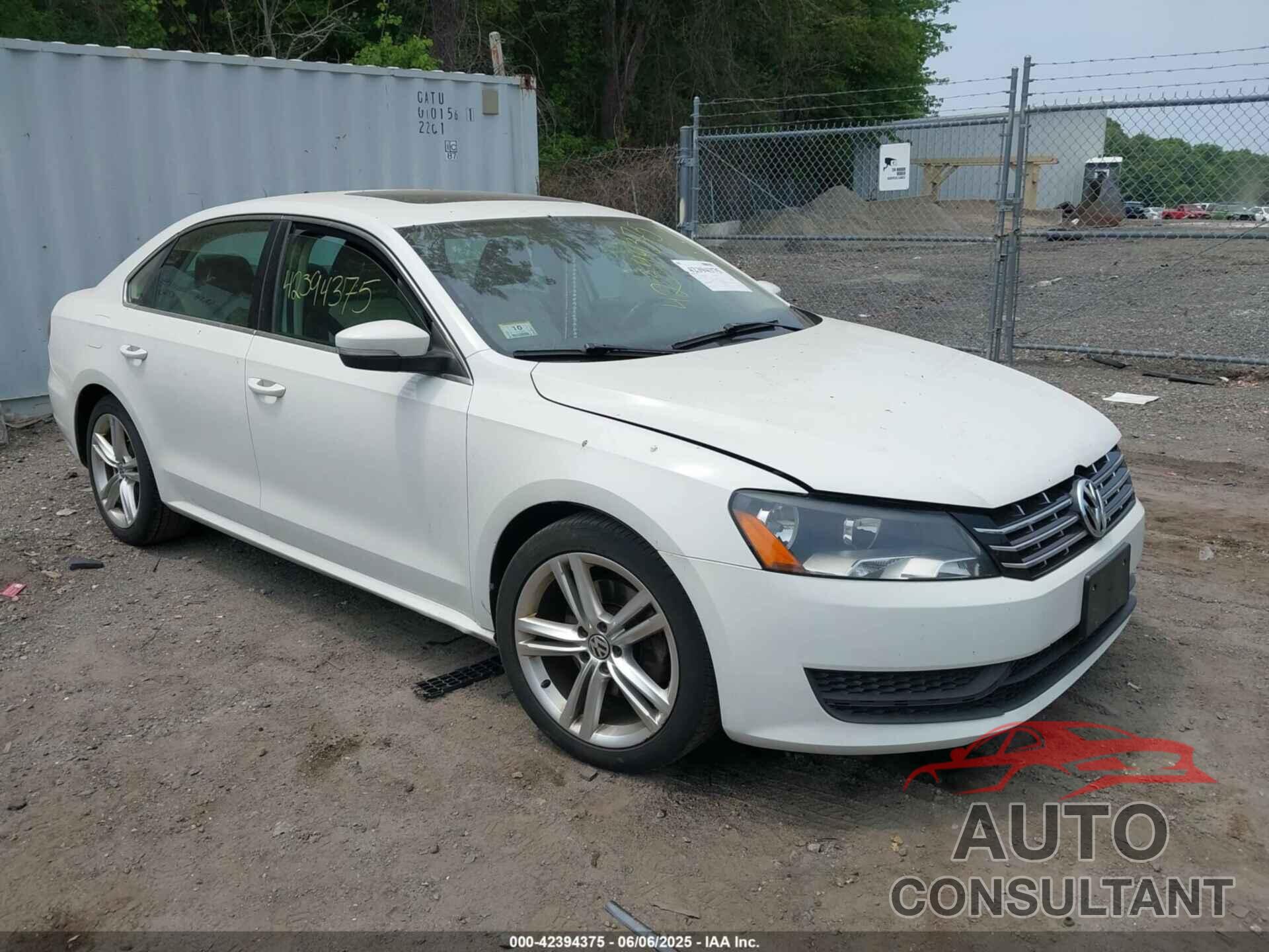 VOLKSWAGEN PASSAT 2015 - 1VWBV7A34FC076935