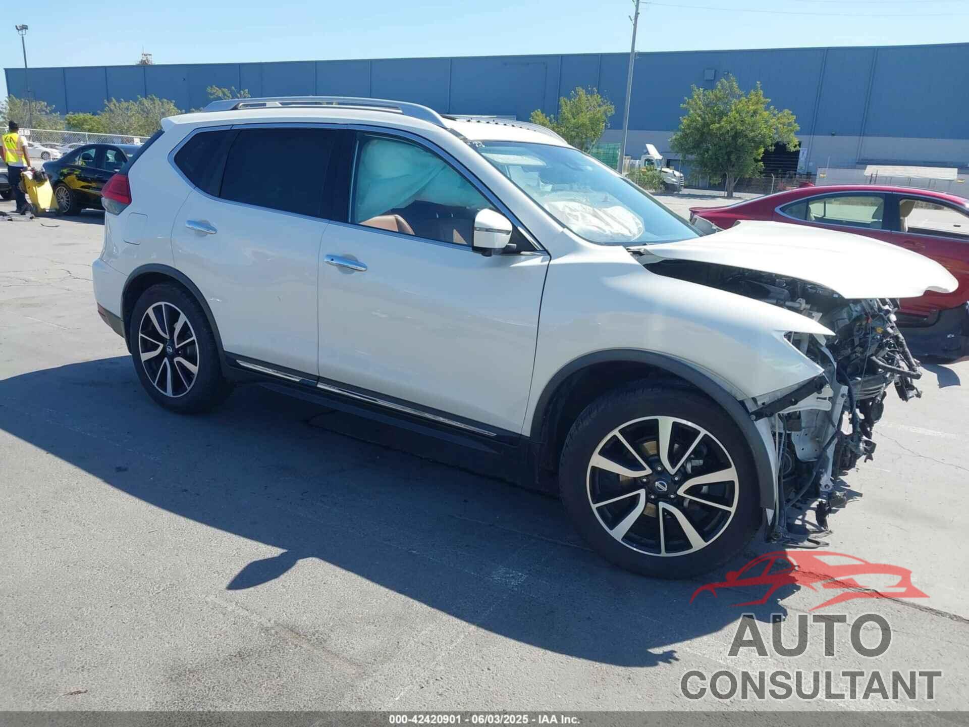 NISSAN ROGUE 2017 - JN8AT2MT8HW398700