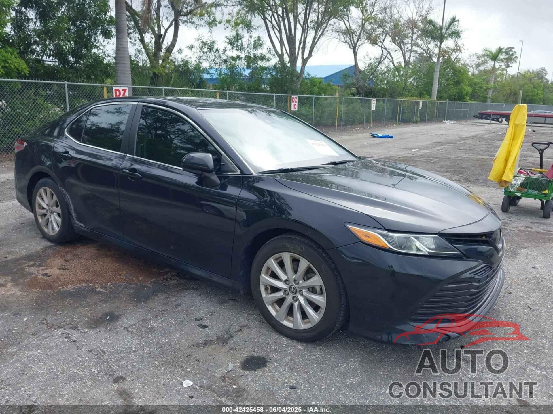 TOYOTA CAMRY 2020 - 4T1C11AK5LU376945