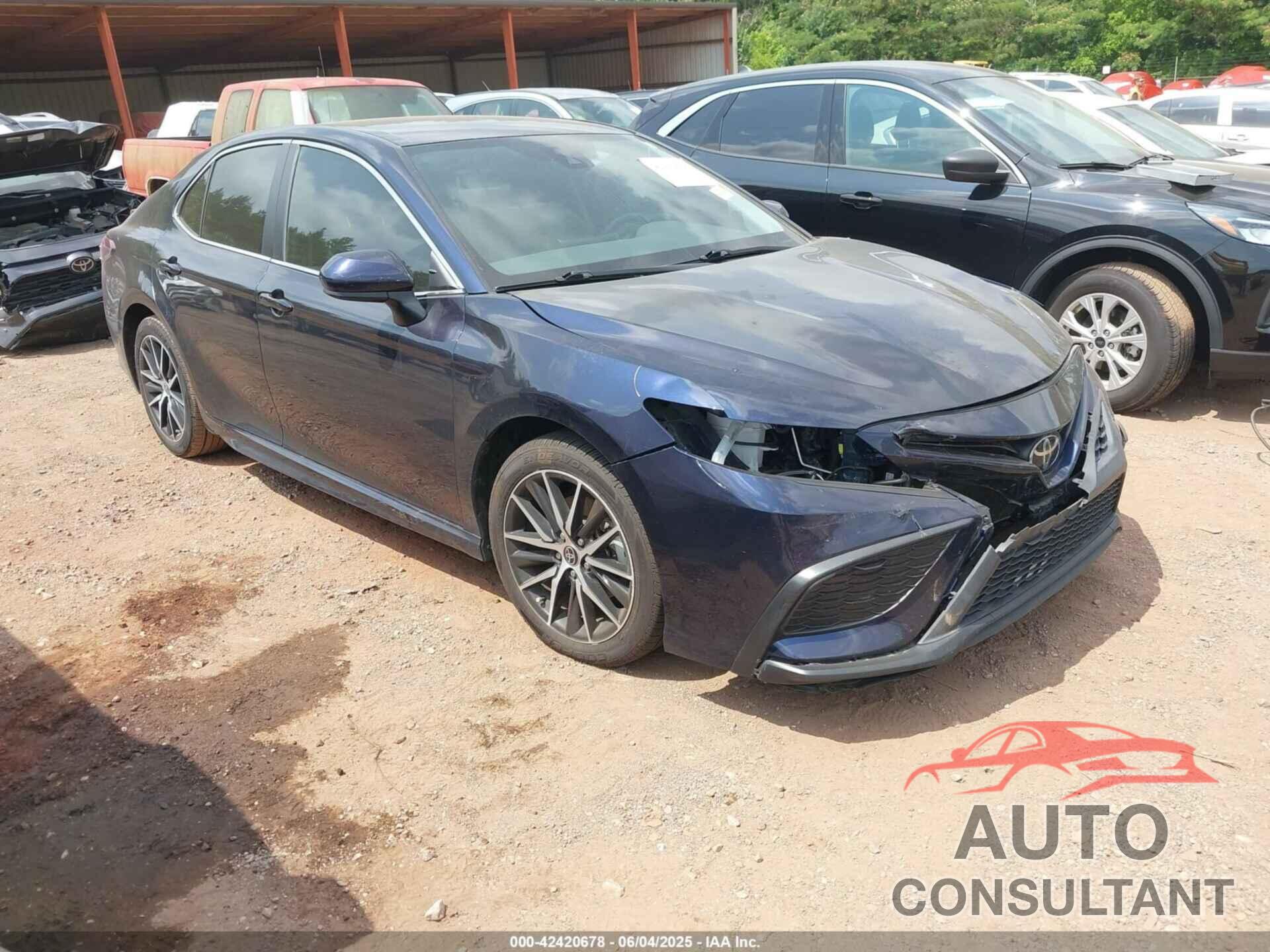 TOYOTA CAMRY 2021 - 4T1G11AK9MU613424