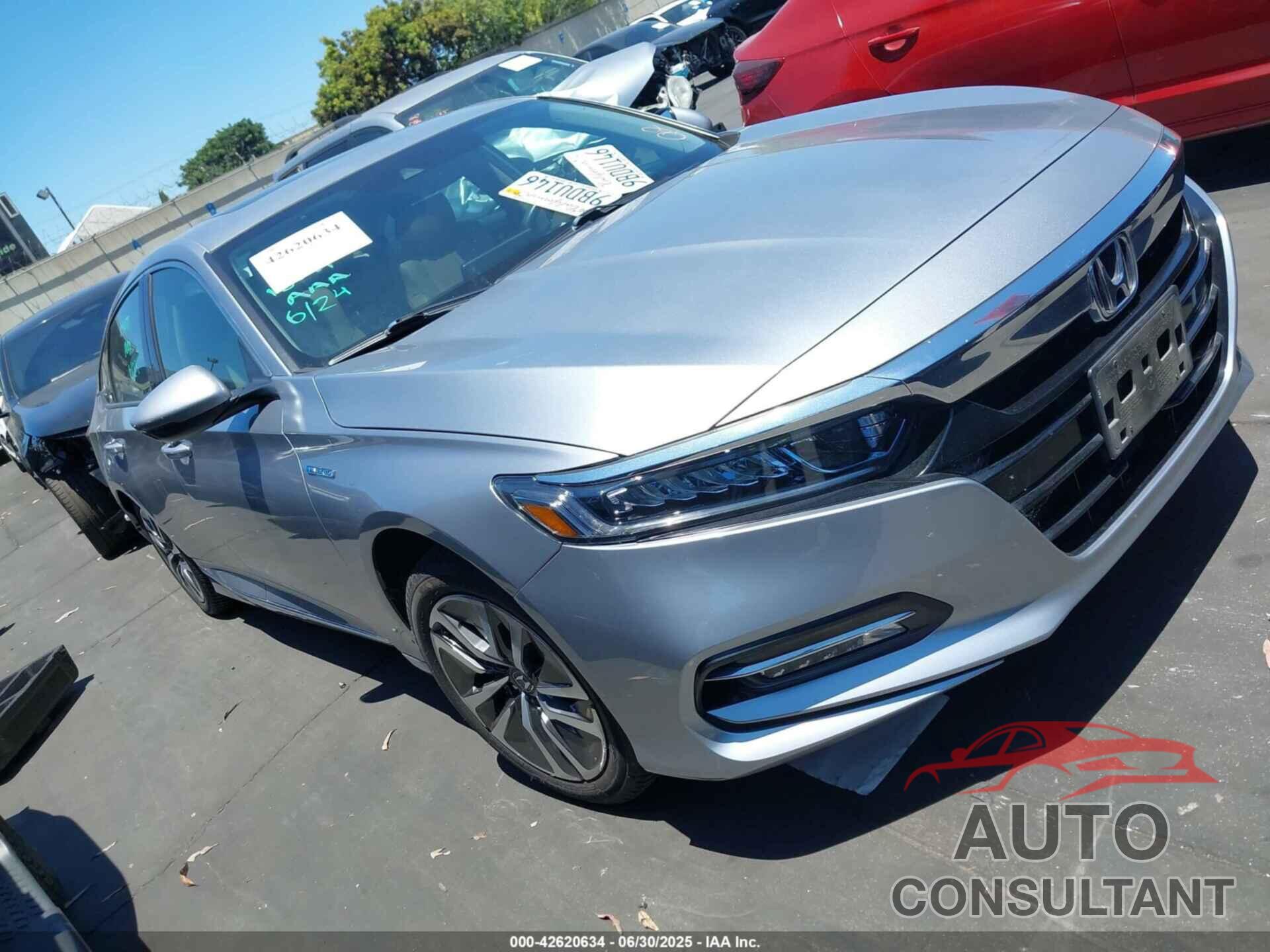 HONDA ACCORD HYBRID 2018 - 1HGCV3F65JA007020