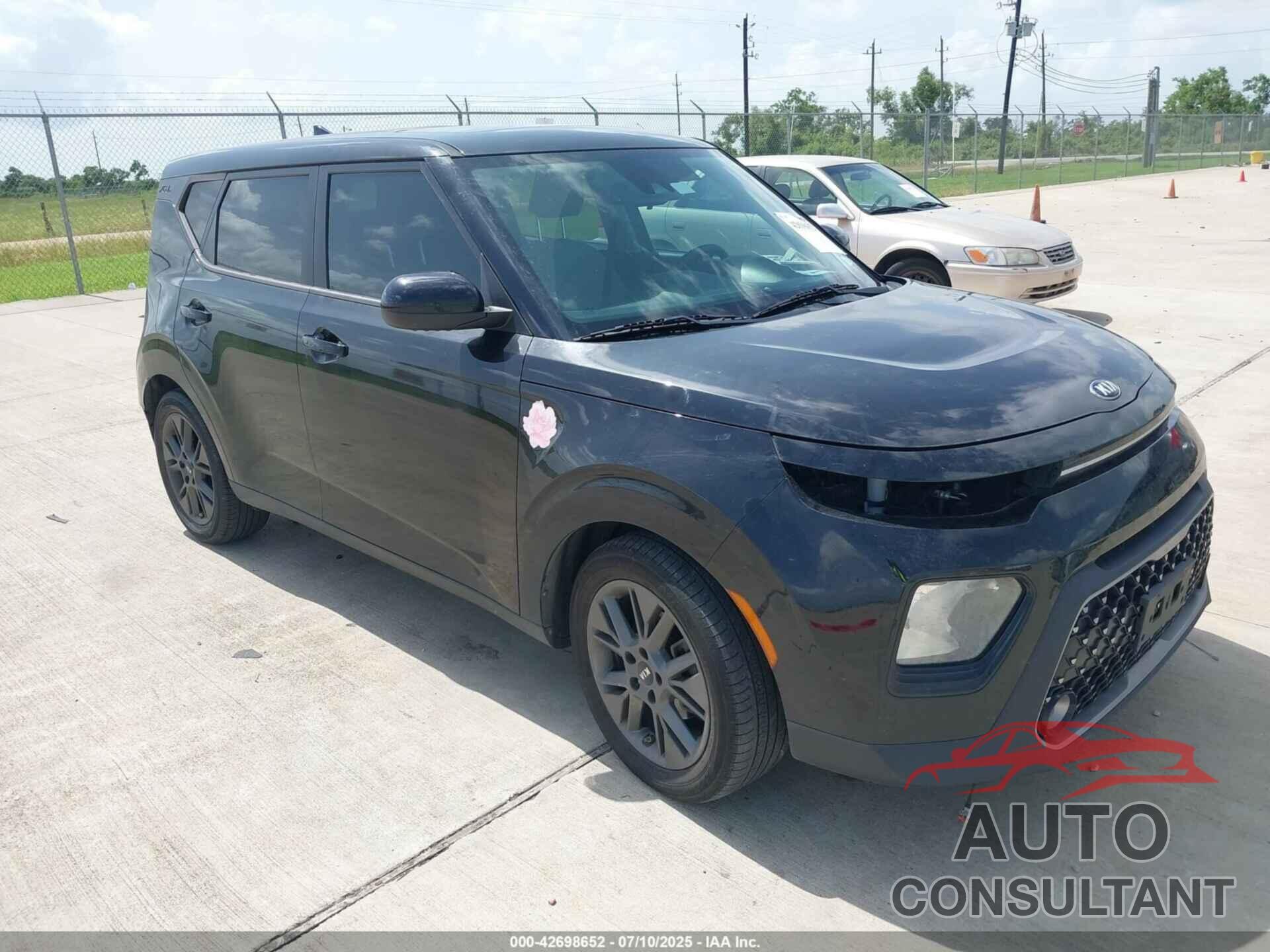 KIA SOUL 2021 - KNDJ33AU0M7762675