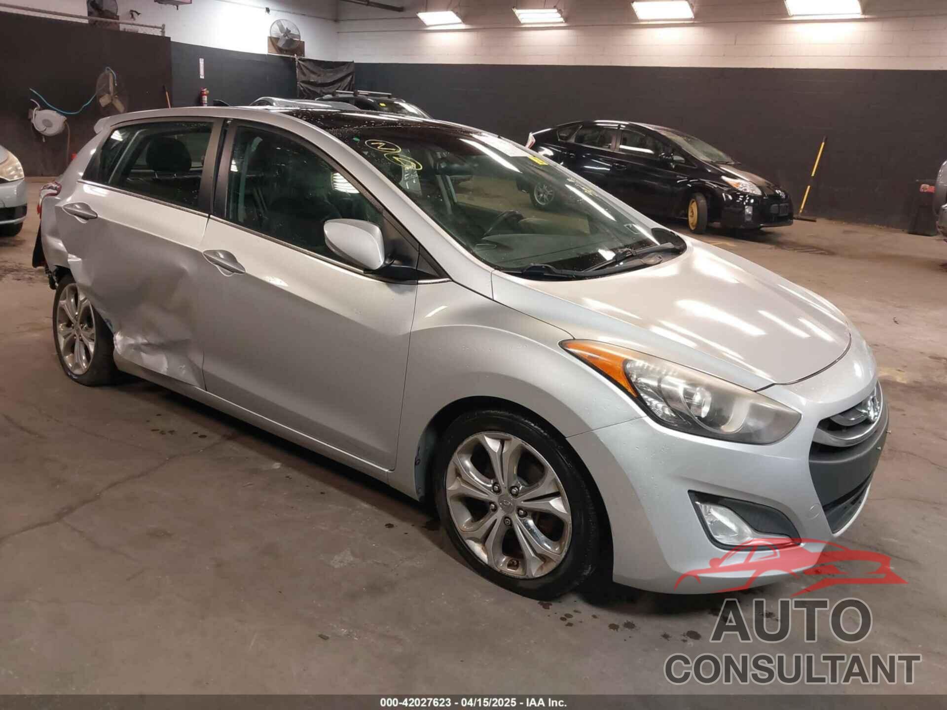 HYUNDAI ELANTRA GT 2013 - KMHD35LE2DU105677