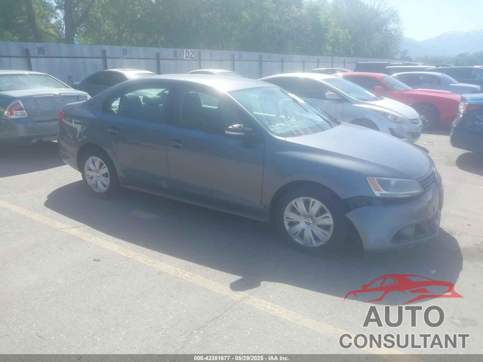 VOLKSWAGEN JETTA 2012 - 3VWDP7AJ3CM096668