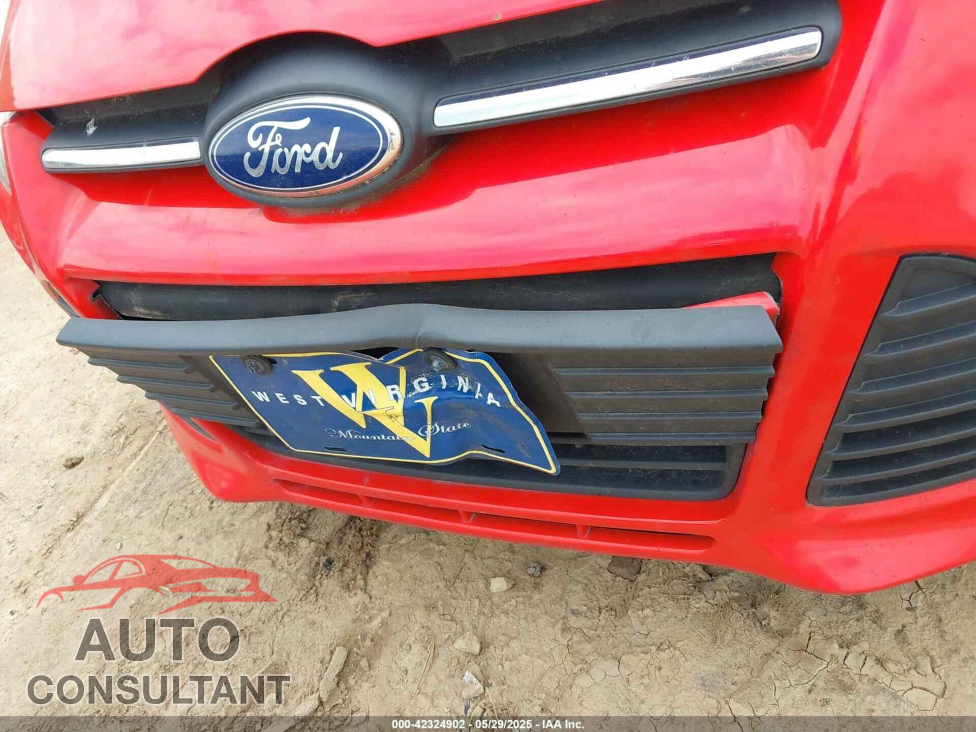 FORD FOCUS 2012 - 1FAHP3F24CL106632
