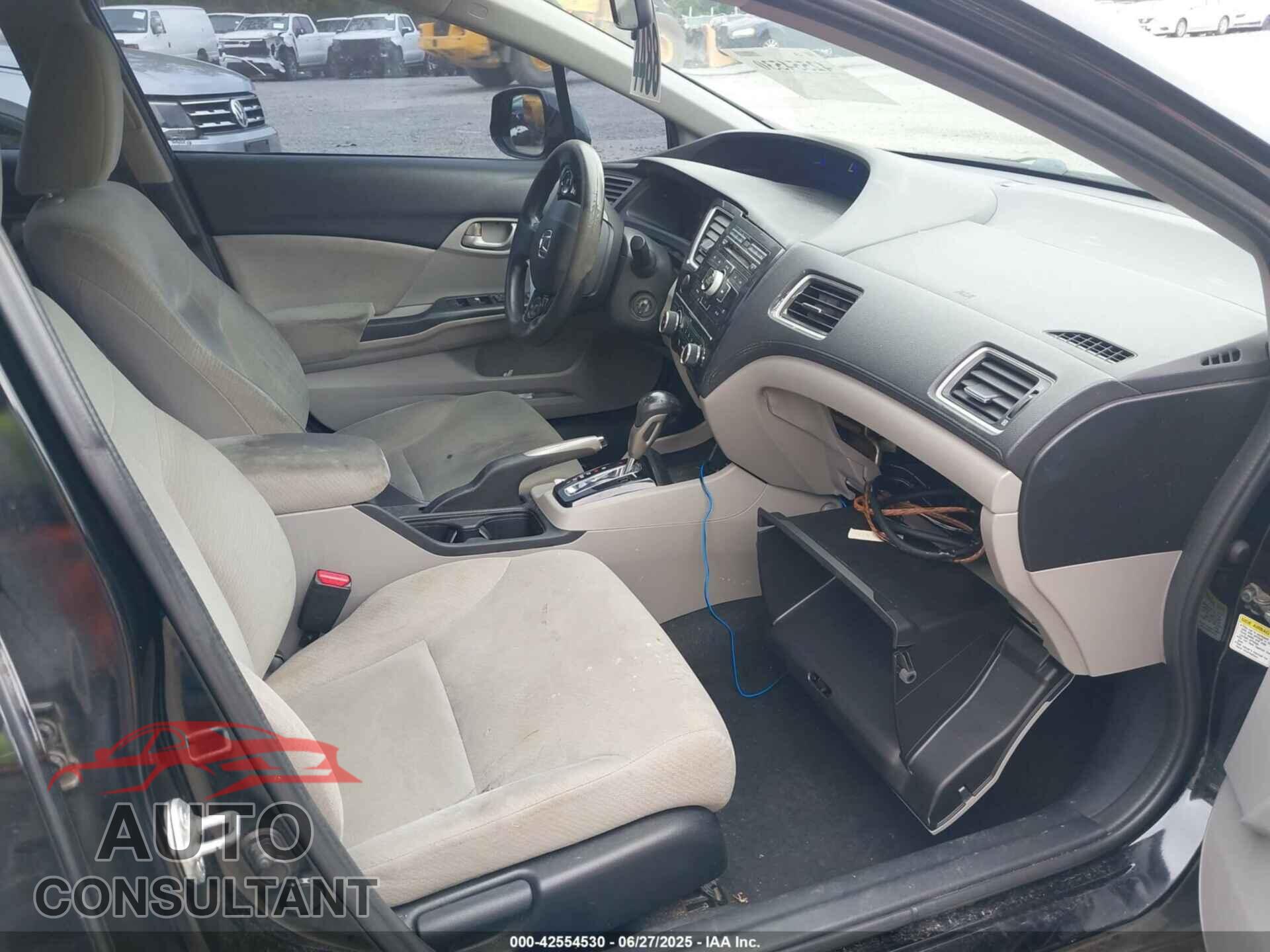 HONDA CIVIC 2013 - 2HGFB2F56DH551068