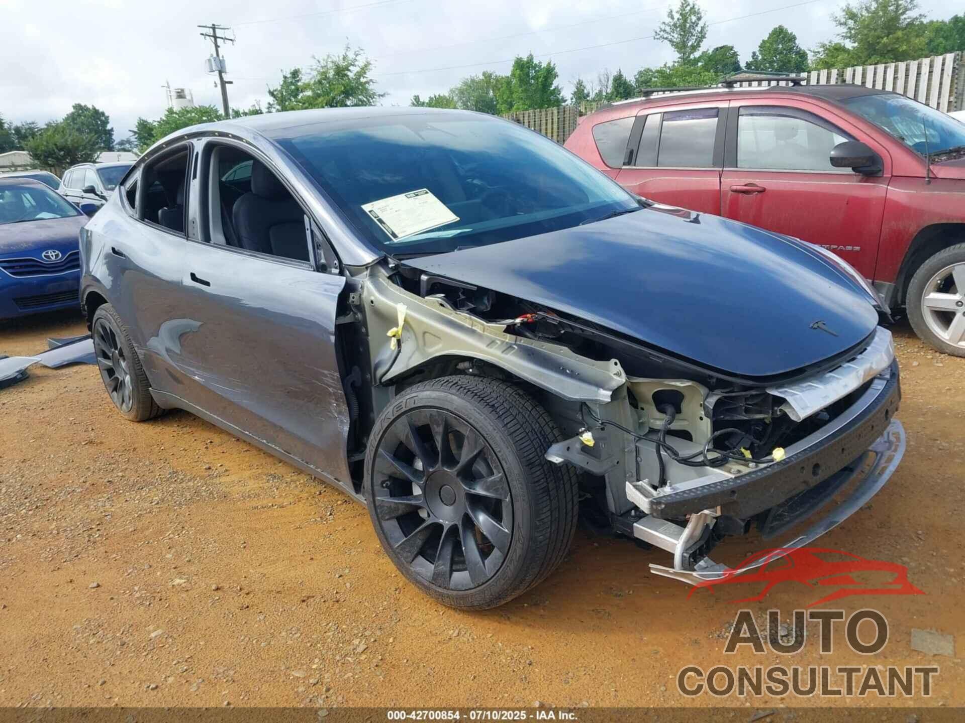 TESLA MODEL Y 2023 - 7SAYGDEE4PF637093
