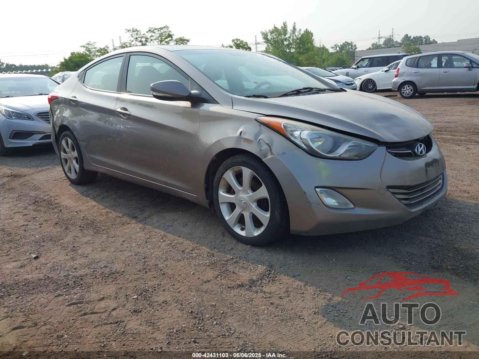 HYUNDAI ELANTRA 2012 - 5NPDH4AE4CH110343