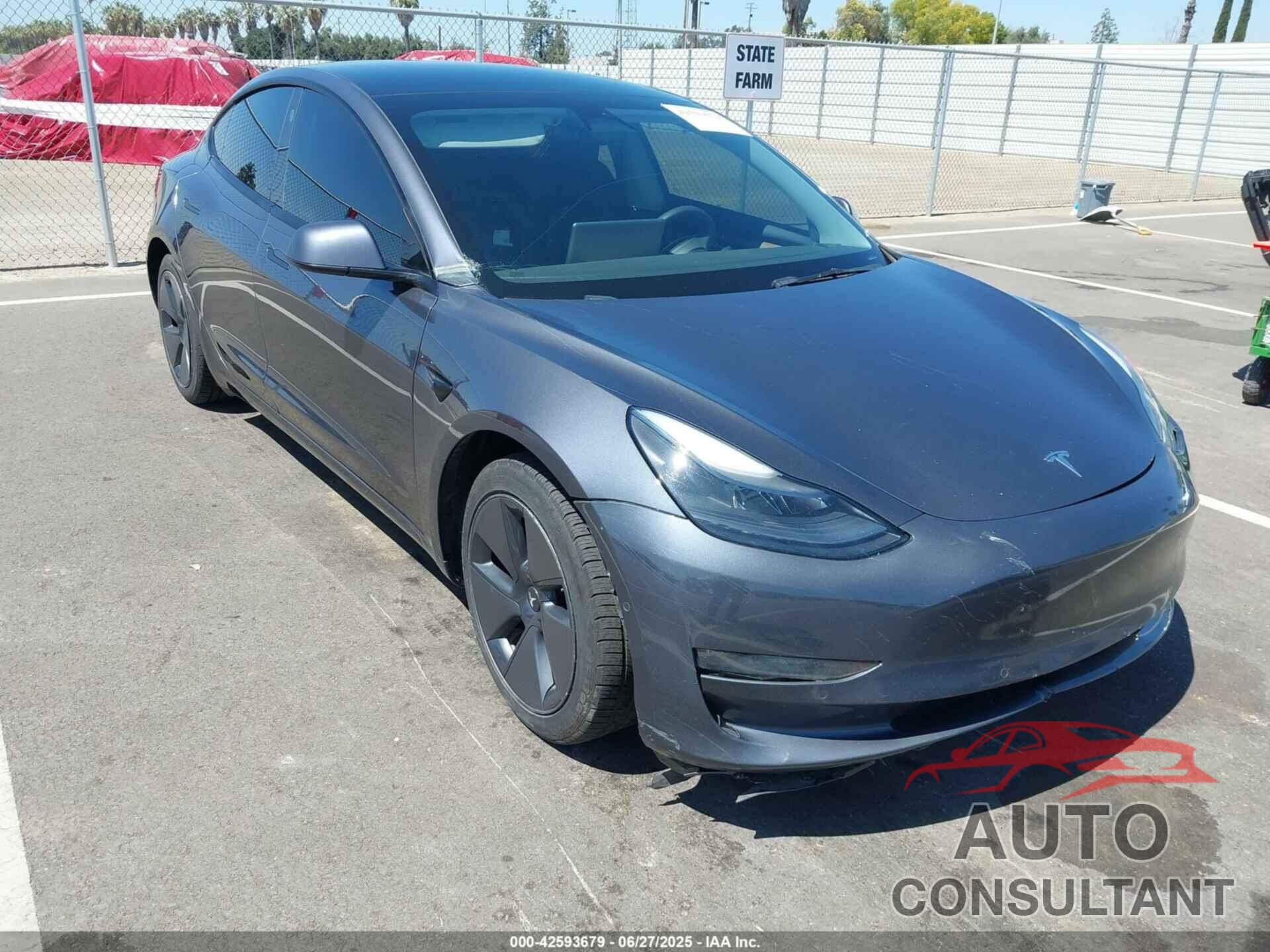 TESLA MODEL 3 2022 - 5YJ3E1EB2NF240061