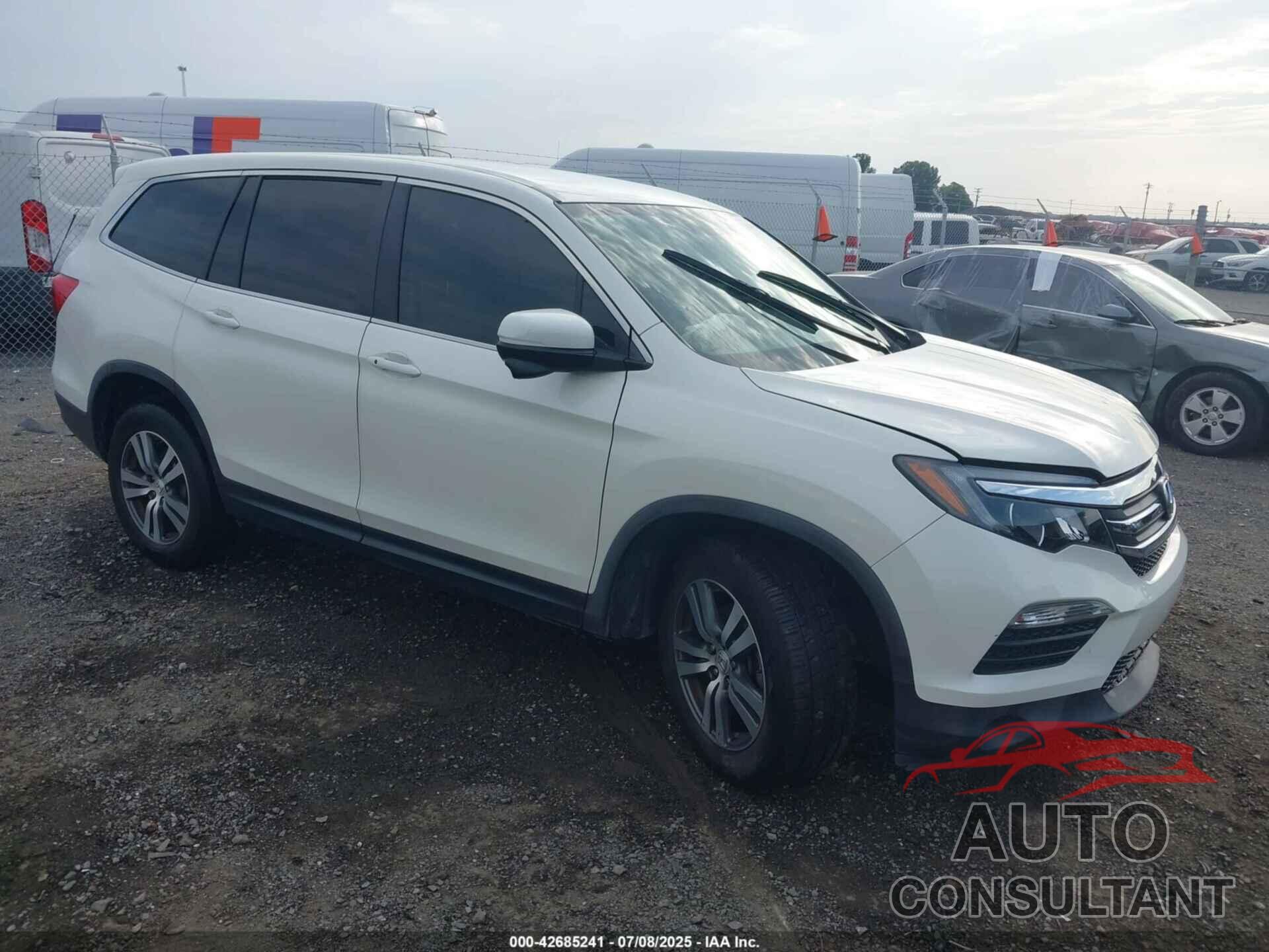 HONDA PILOT 2017 - 5FNYF5H37HB034558