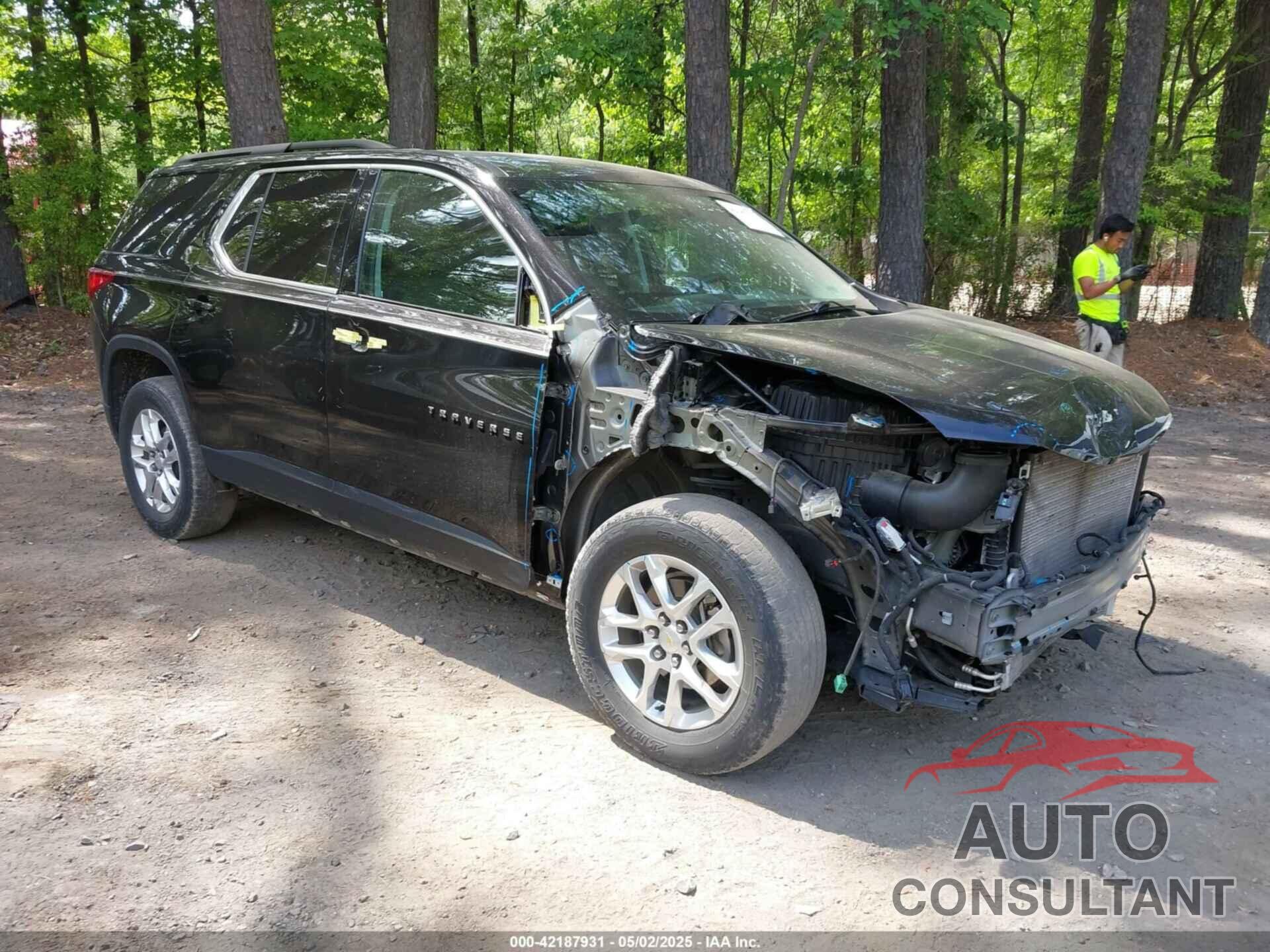 CHEVROLET TRAVERSE 2019 - 1GNERGKW0KJ179635