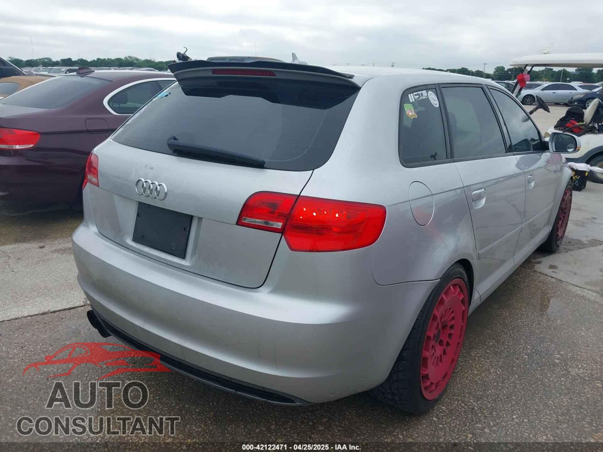 AUDI A3 2012 - WAUFEAFM5CA069371