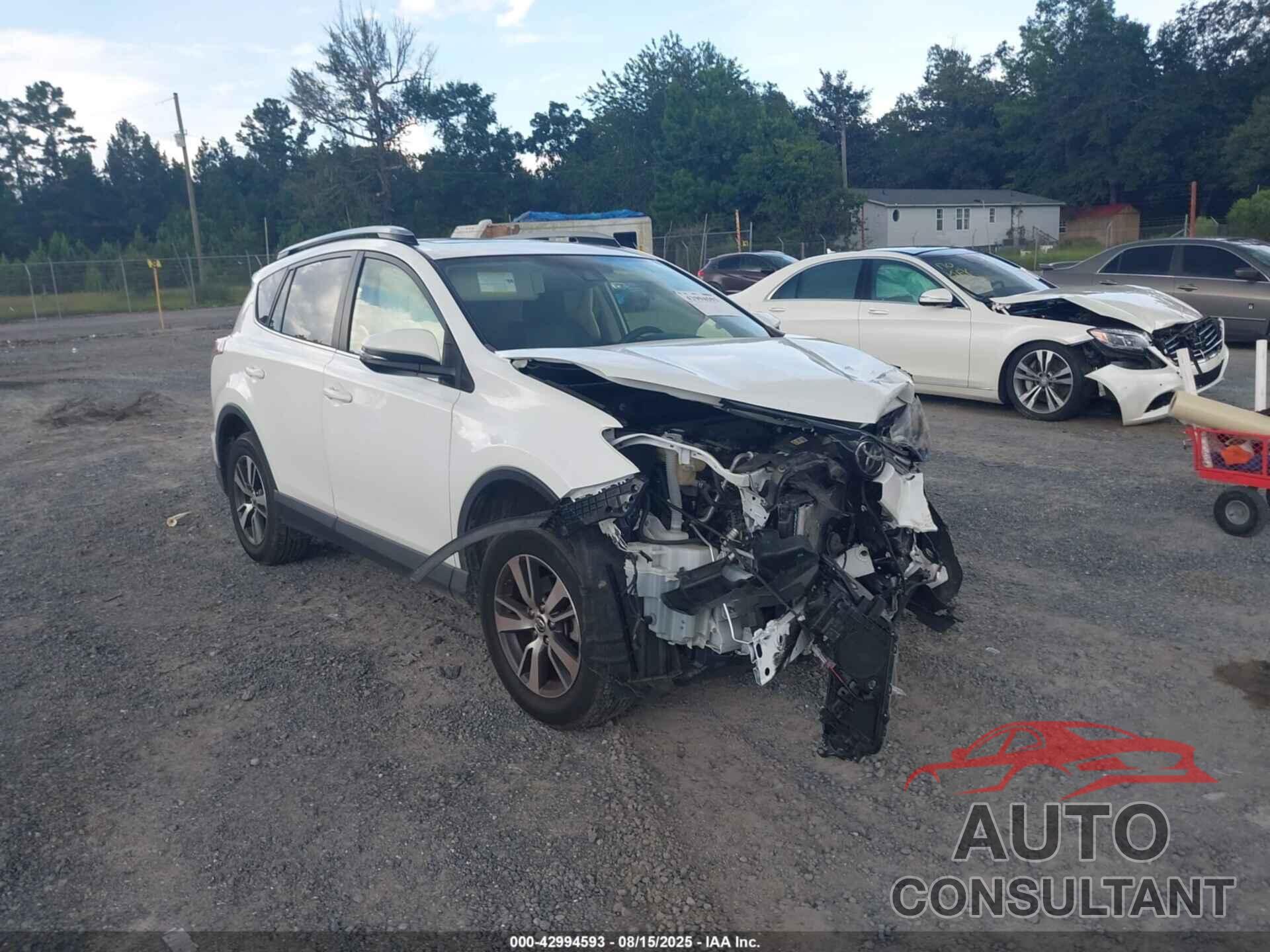 TOYOTA RAV4 2018 - JTMWFREV3JJ183262