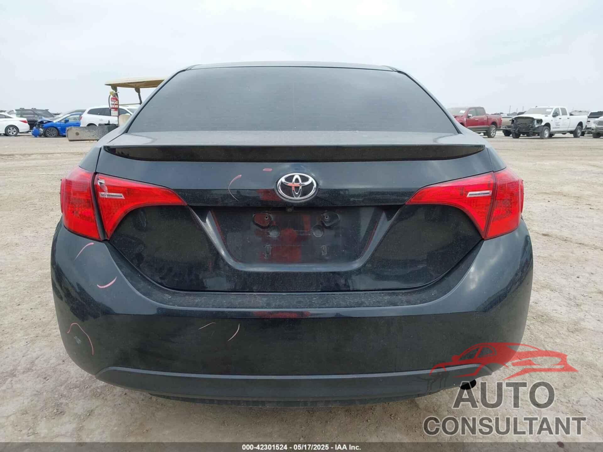 TOYOTA COROLLA 2018 - 5YFBURHE6JP790848