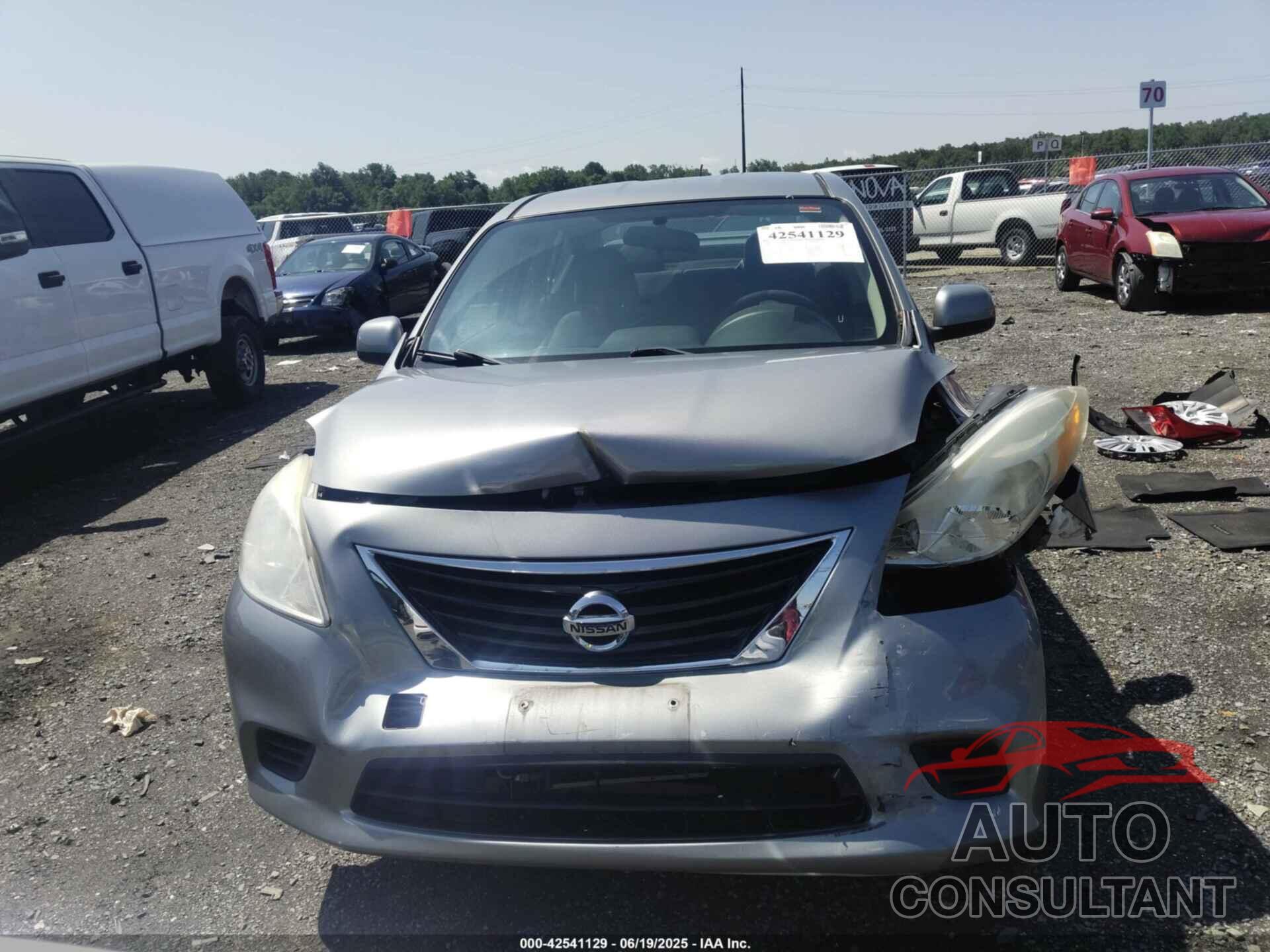 NISSAN VERSA 2014 - 3N1CN7AP4EL819626