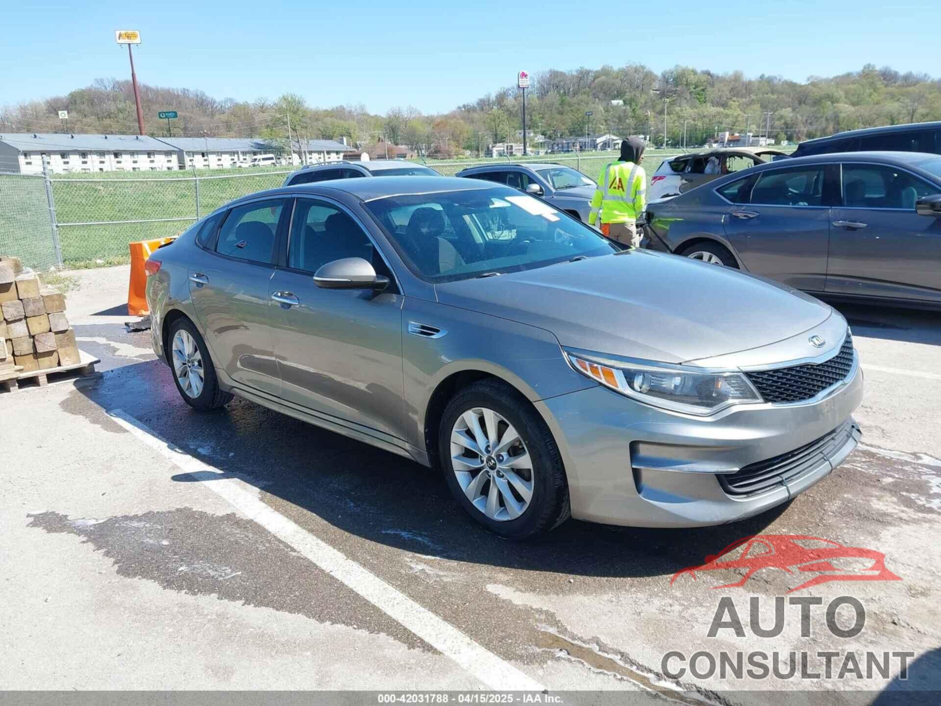 KIA OPTIMA 2016 - 5XXGT4L31GG044018