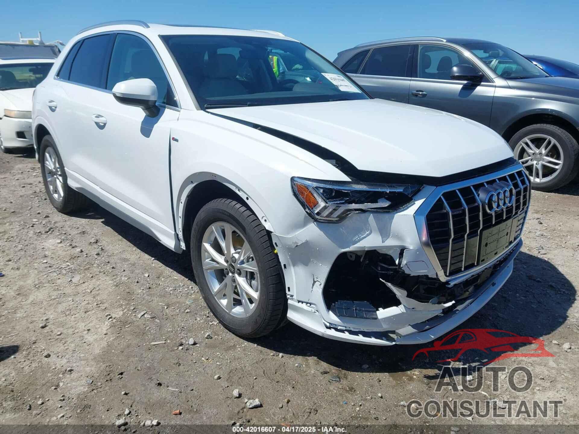 AUDI Q3 2023 - WA1EECF3XP1127217