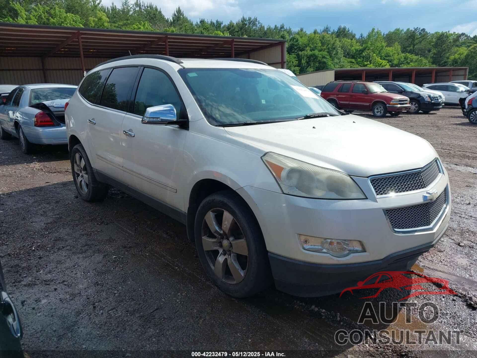CHEVROLET TRAVERSE 2011 - 1GNKRLED1BJ224832
