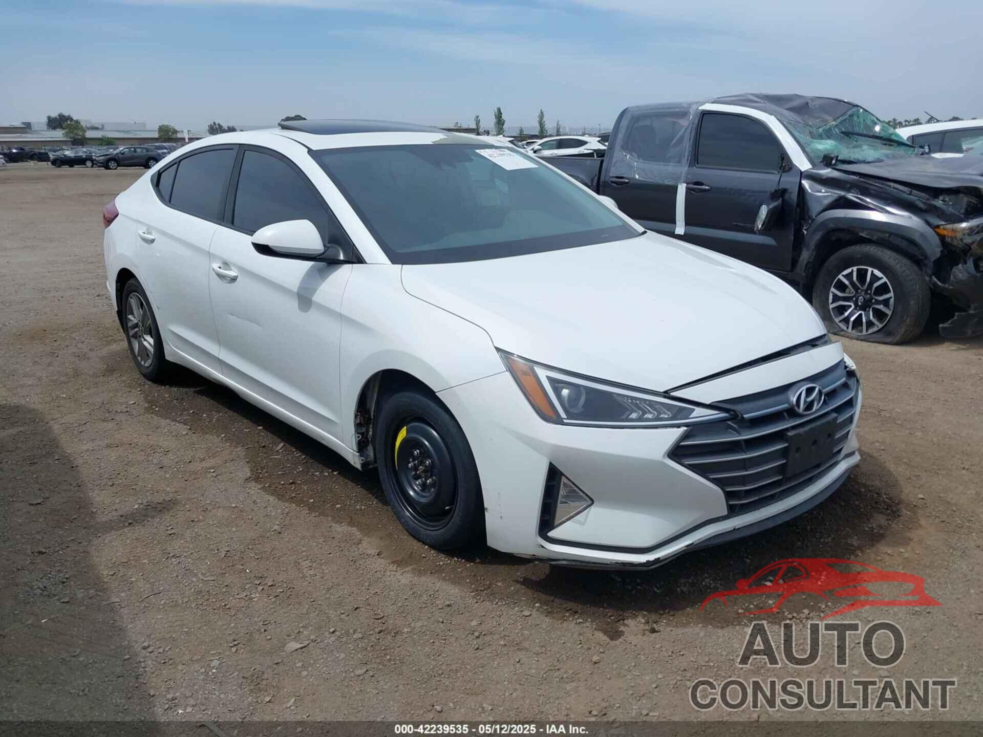 HYUNDAI ELANTRA 2020 - 5NPD84LF9LH559488