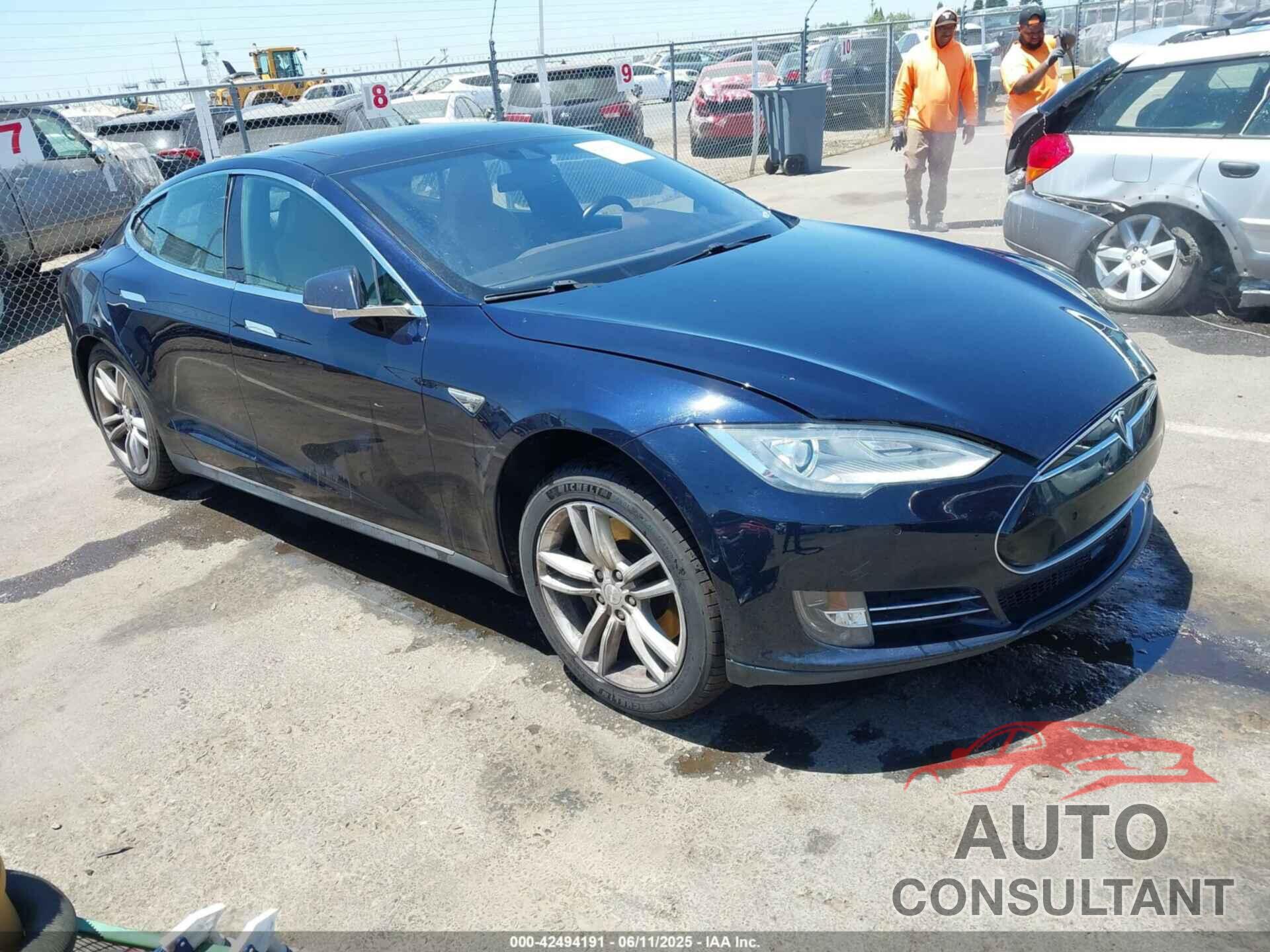 TESLA MODEL S 2015 - 5YJSA1H2XFFP71867