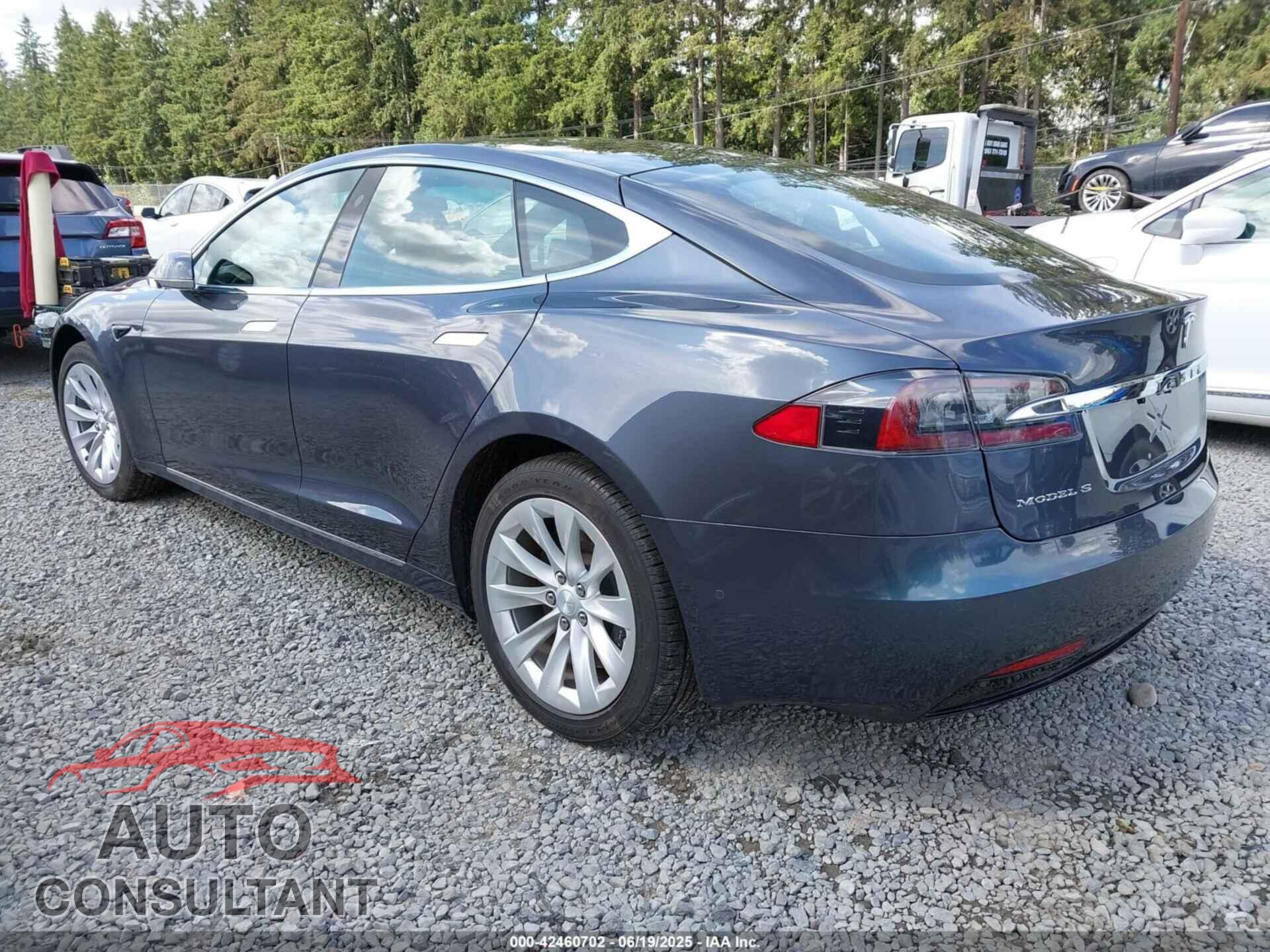TESLA MODEL S 2017 - 5YJSA1E27HF202563