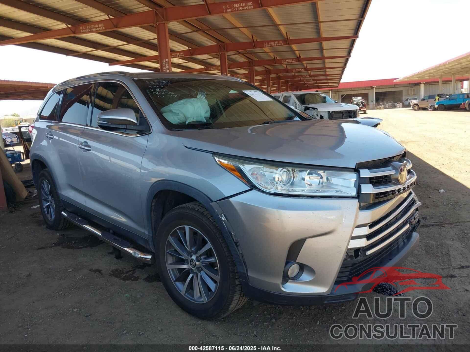 TOYOTA HIGHLANDER 2019 - 5TDKZRFH9KS330090