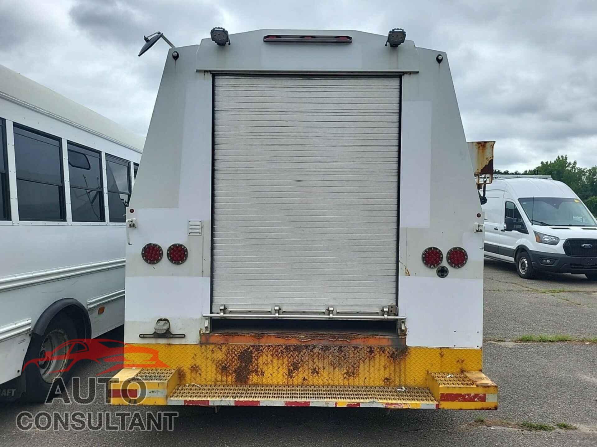 FORD E-450 CUTAWAY 2015 - 1FDXE4FSXFDA29275