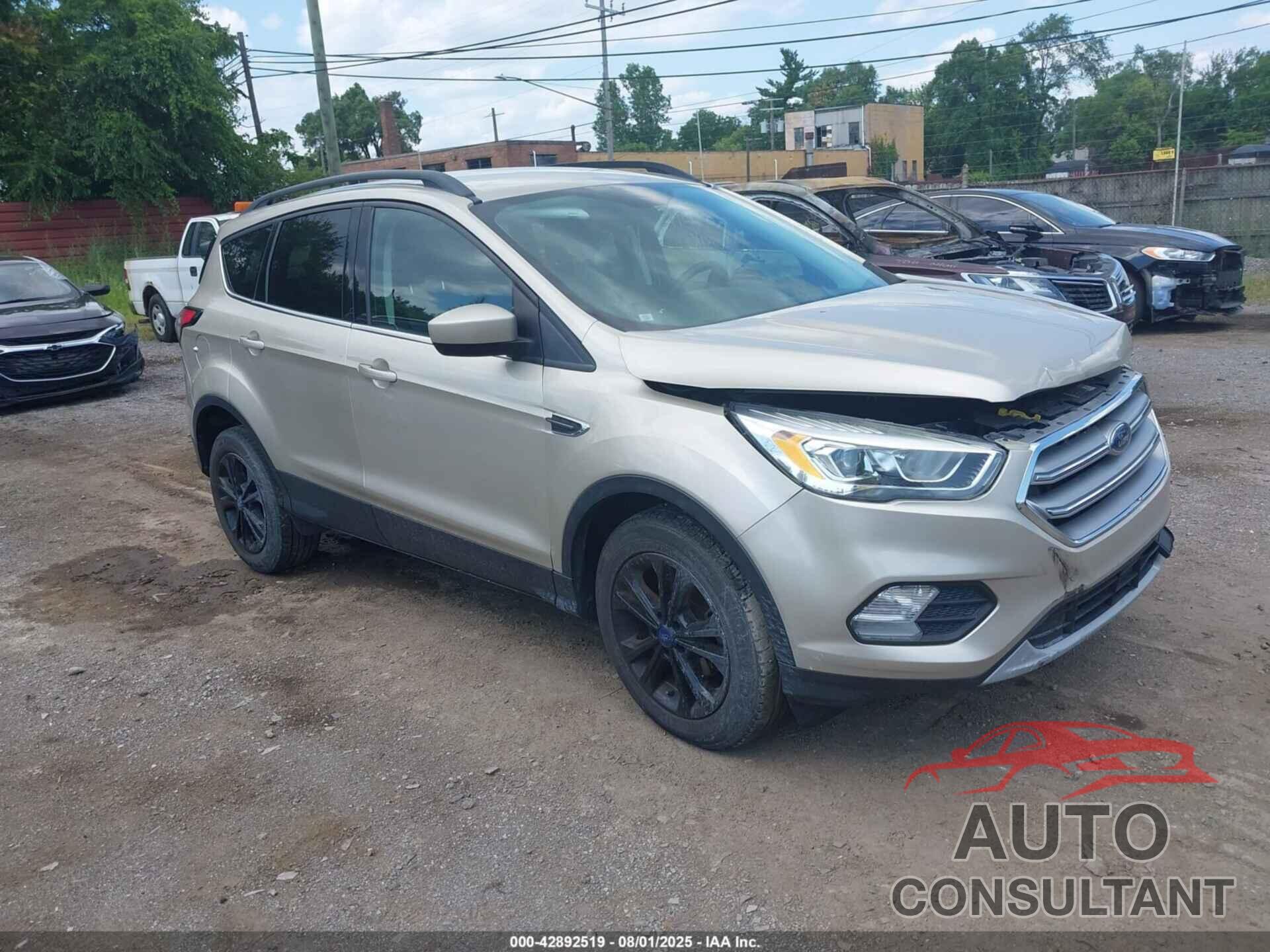 FORD ESCAPE 2017 - 1FMCU0GDXHUE91638