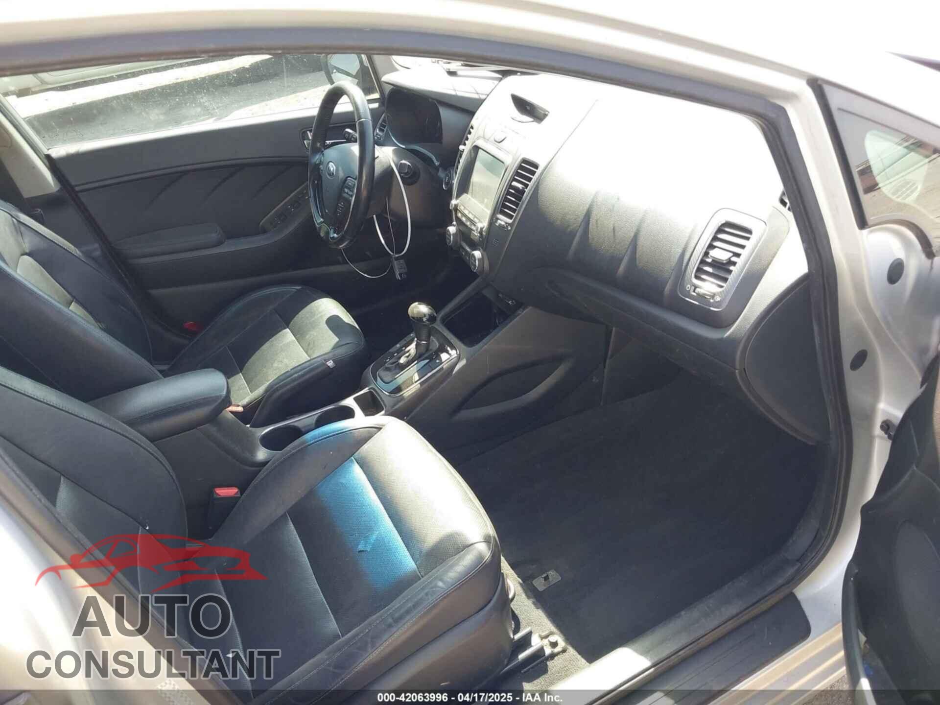 KIA FORTE 2017 - 3KPFL4A80HE005408