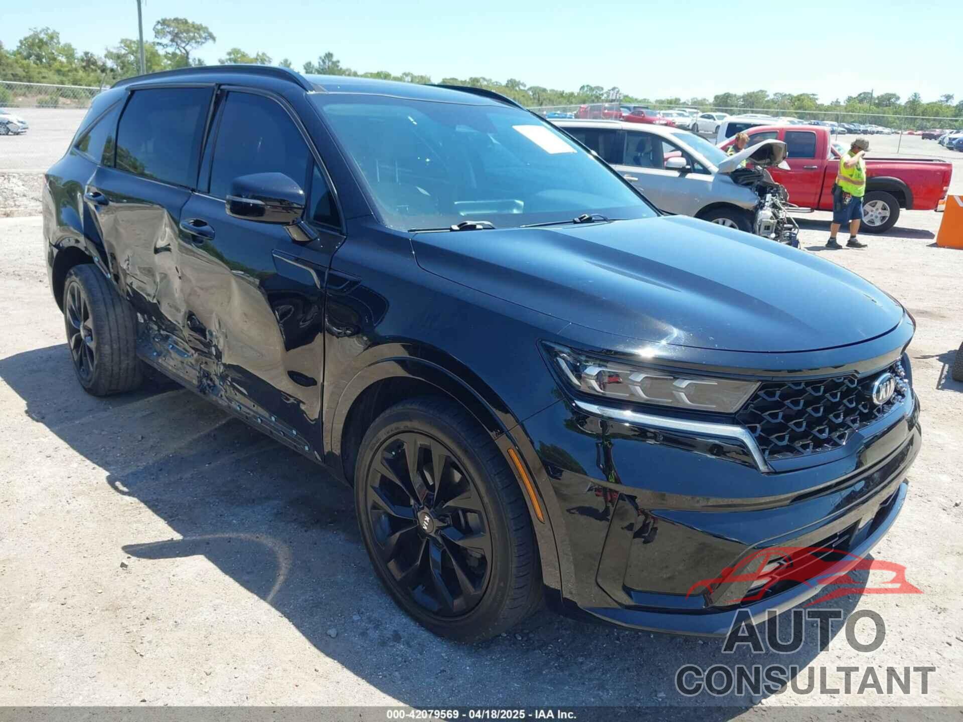 KIA SORENTO 2021 - 5XYRK4LF1MG035297