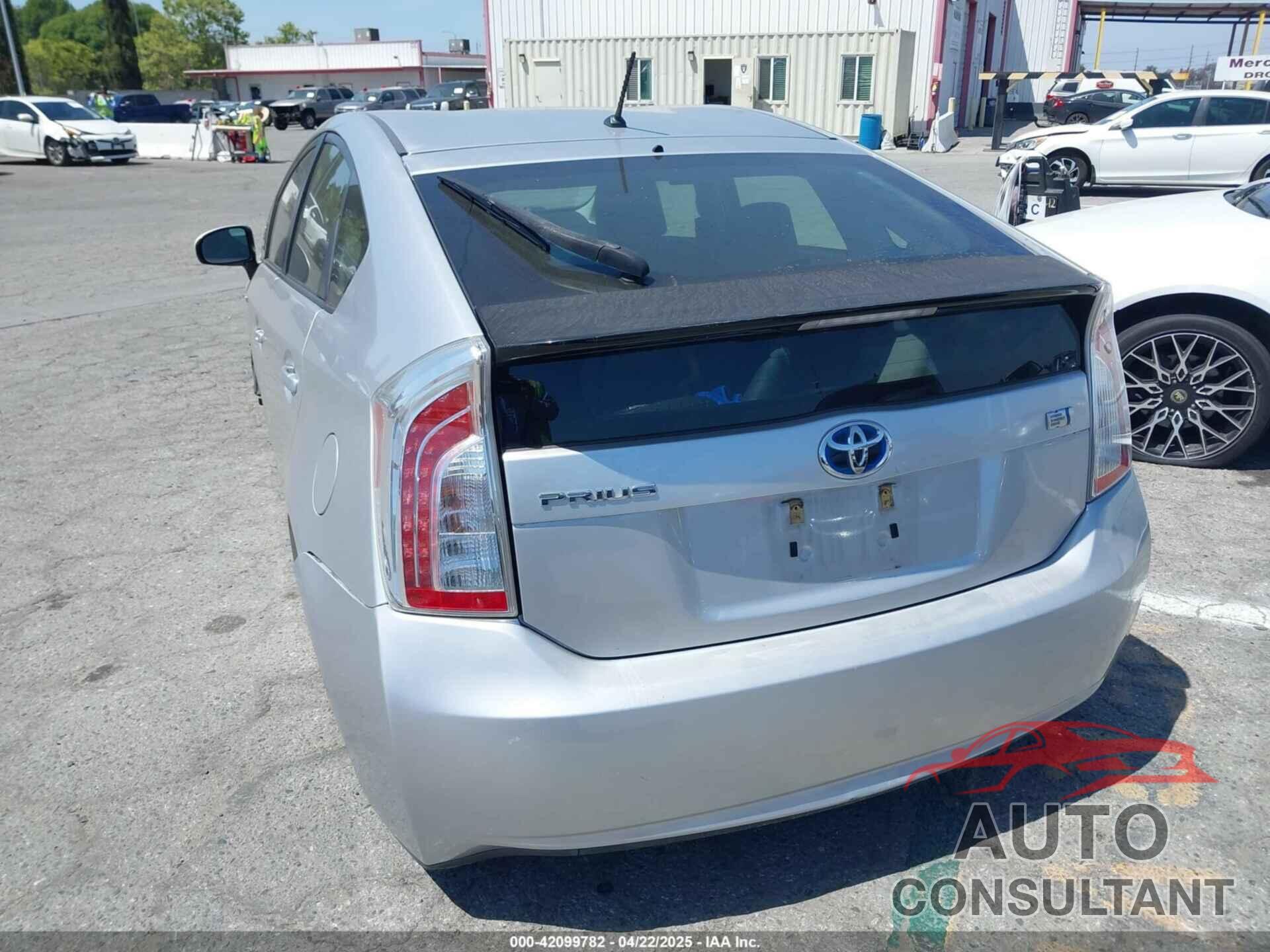 TOYOTA PRIUS 2013 - JTDKN3DU6D5551678