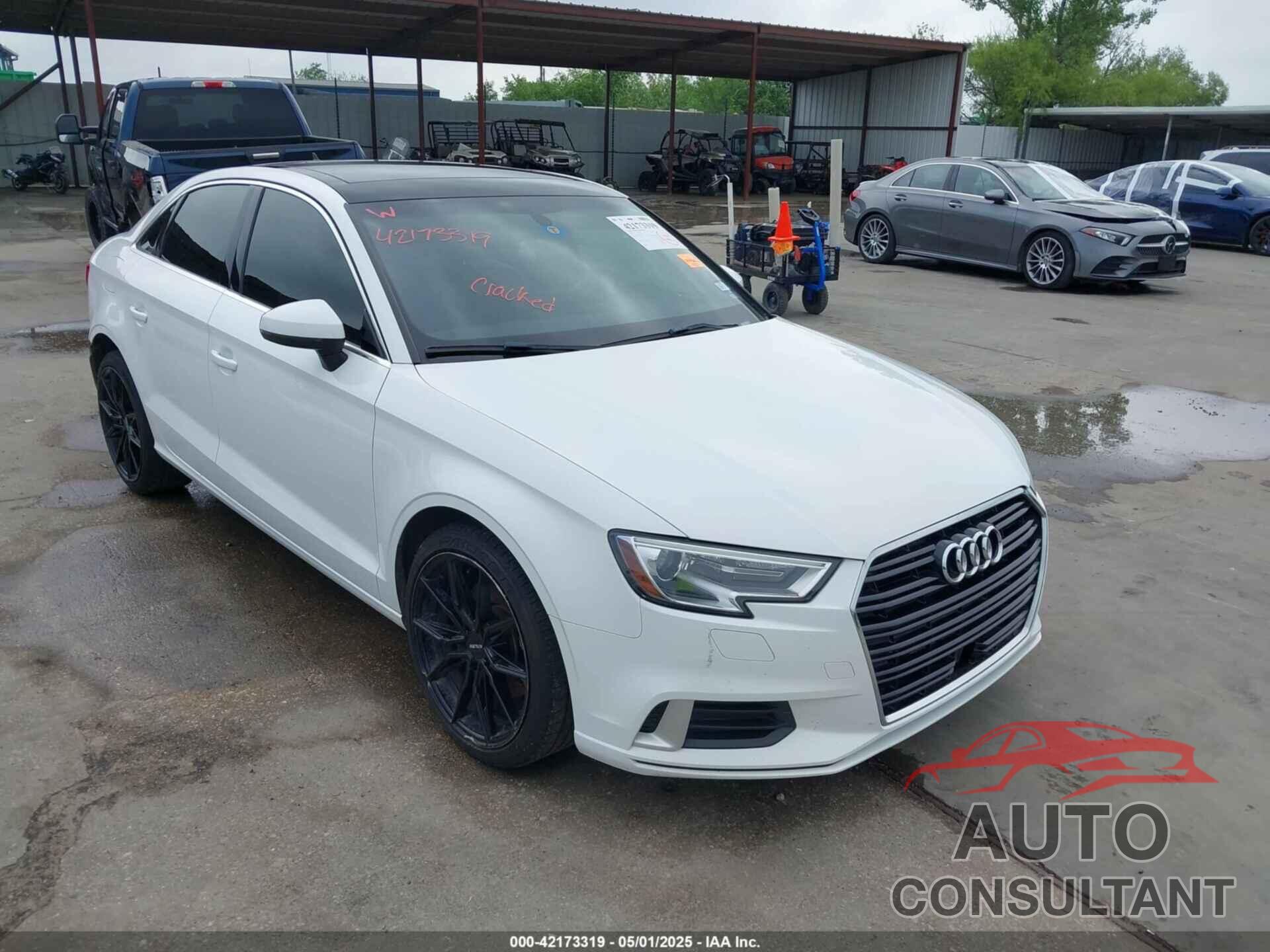 AUDI A3 2019 - WAUAUGFF6K1011141
