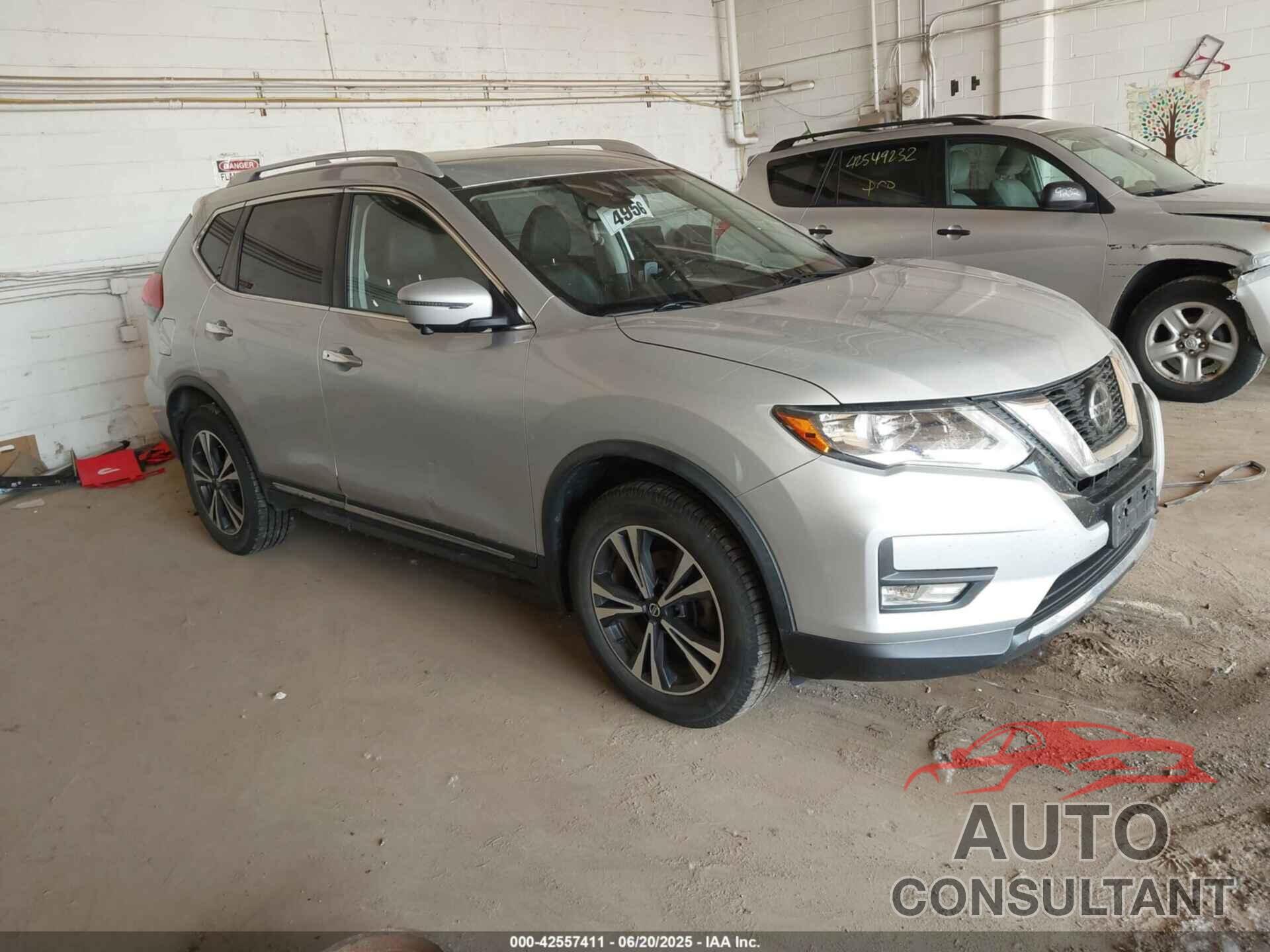 NISSAN ROGUE 2018 - JN8AT2MV6JW322349
