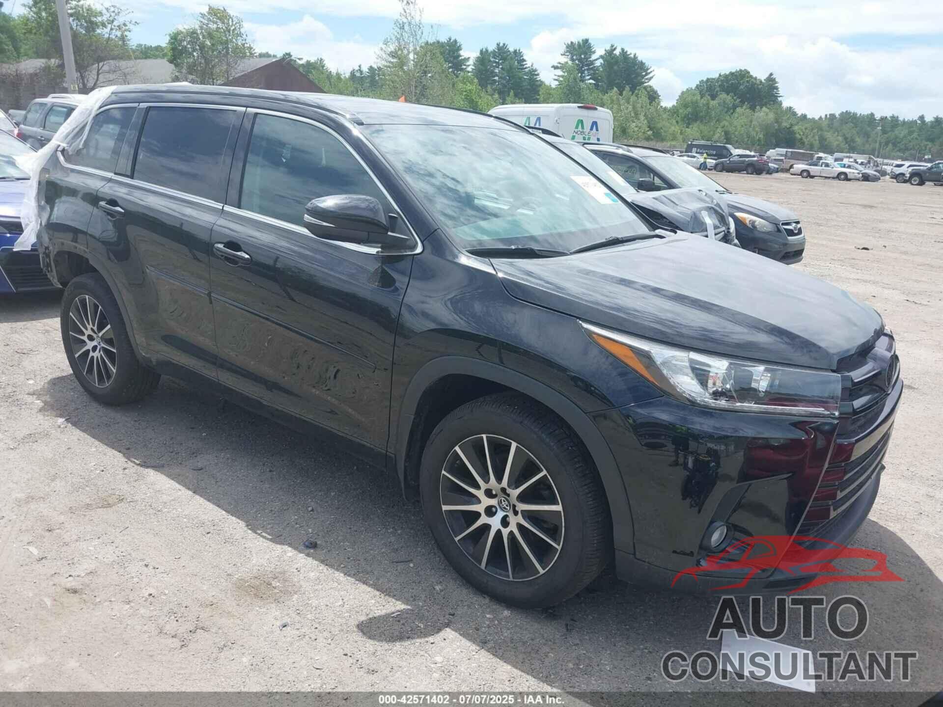 TOYOTA HIGHLANDER 2017 - 5TDJZRFH6HS365125
