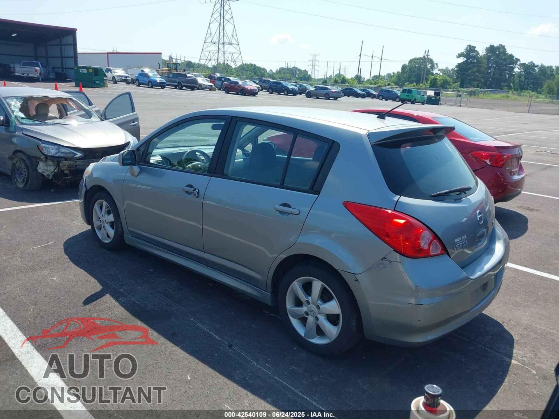 NISSAN VERSA 2011 - 3N1BC1CPOBL440954