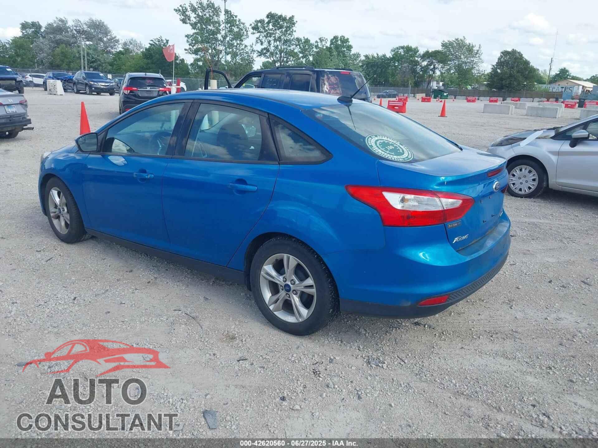 FORD FOCUS 2014 - 1FADP3F20EL277587